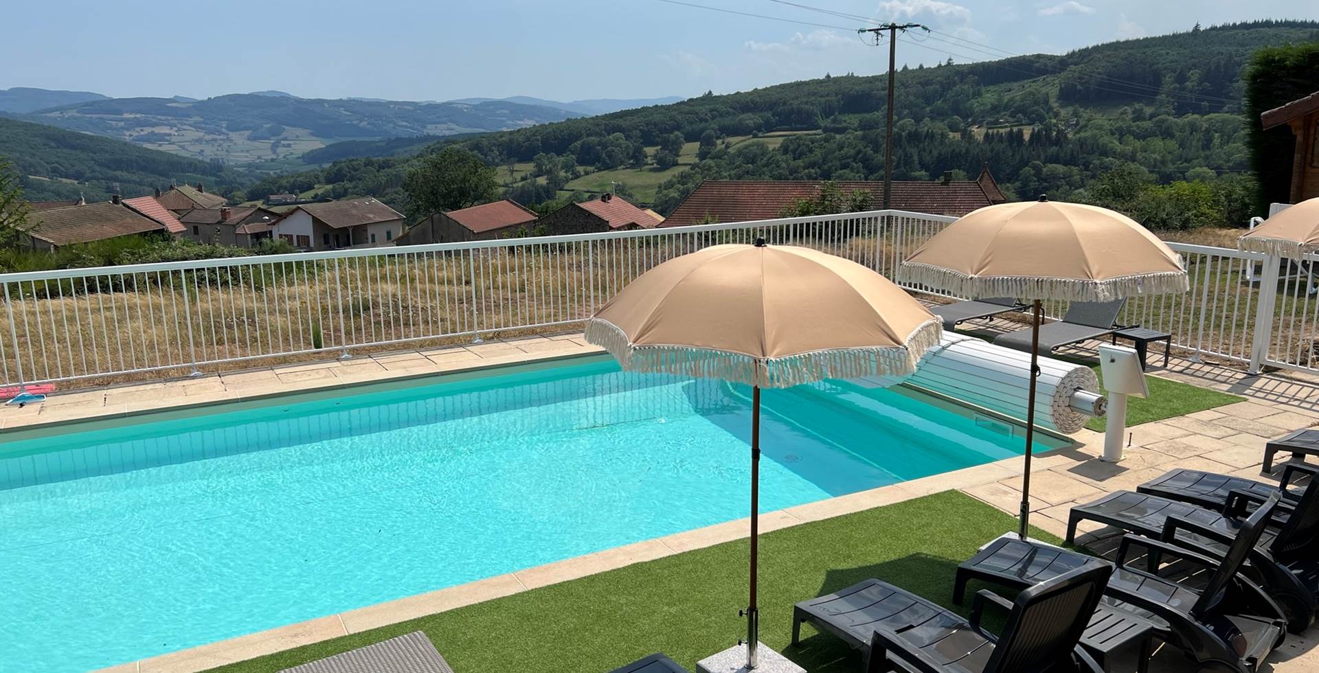 Piscine 11x5 avec vue sur la vallée