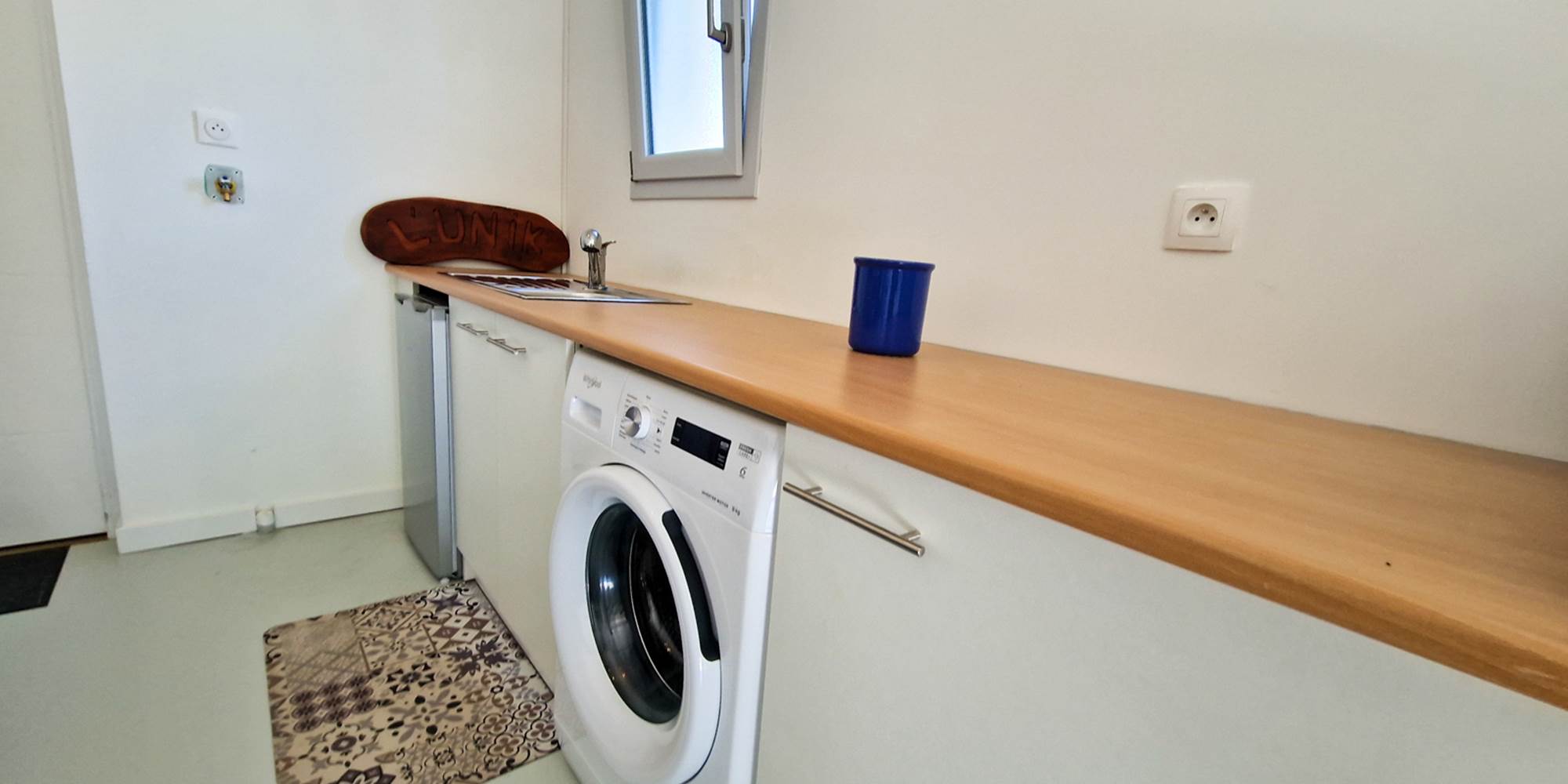 Gîte l'Unik - Garage pour vélo et matériel de pêche