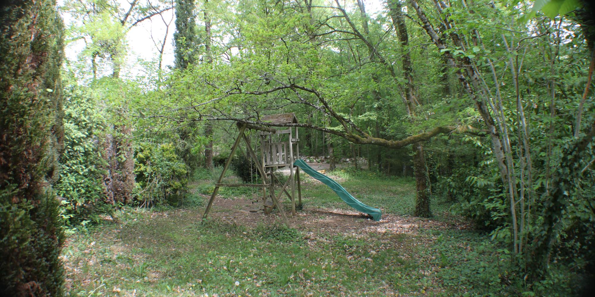 Jeux pour enfants / children's play area