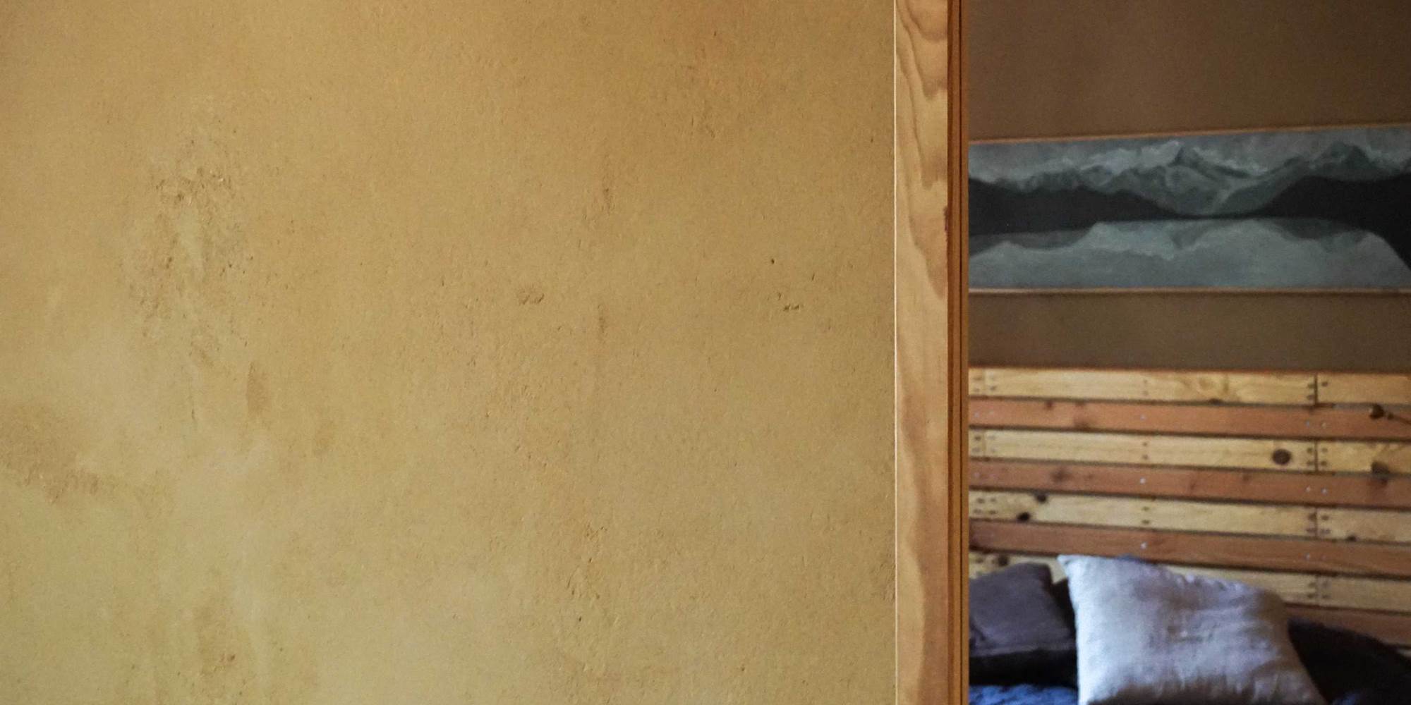 Détail dans la chambre sud à l'Ecogite 1000 Pailles