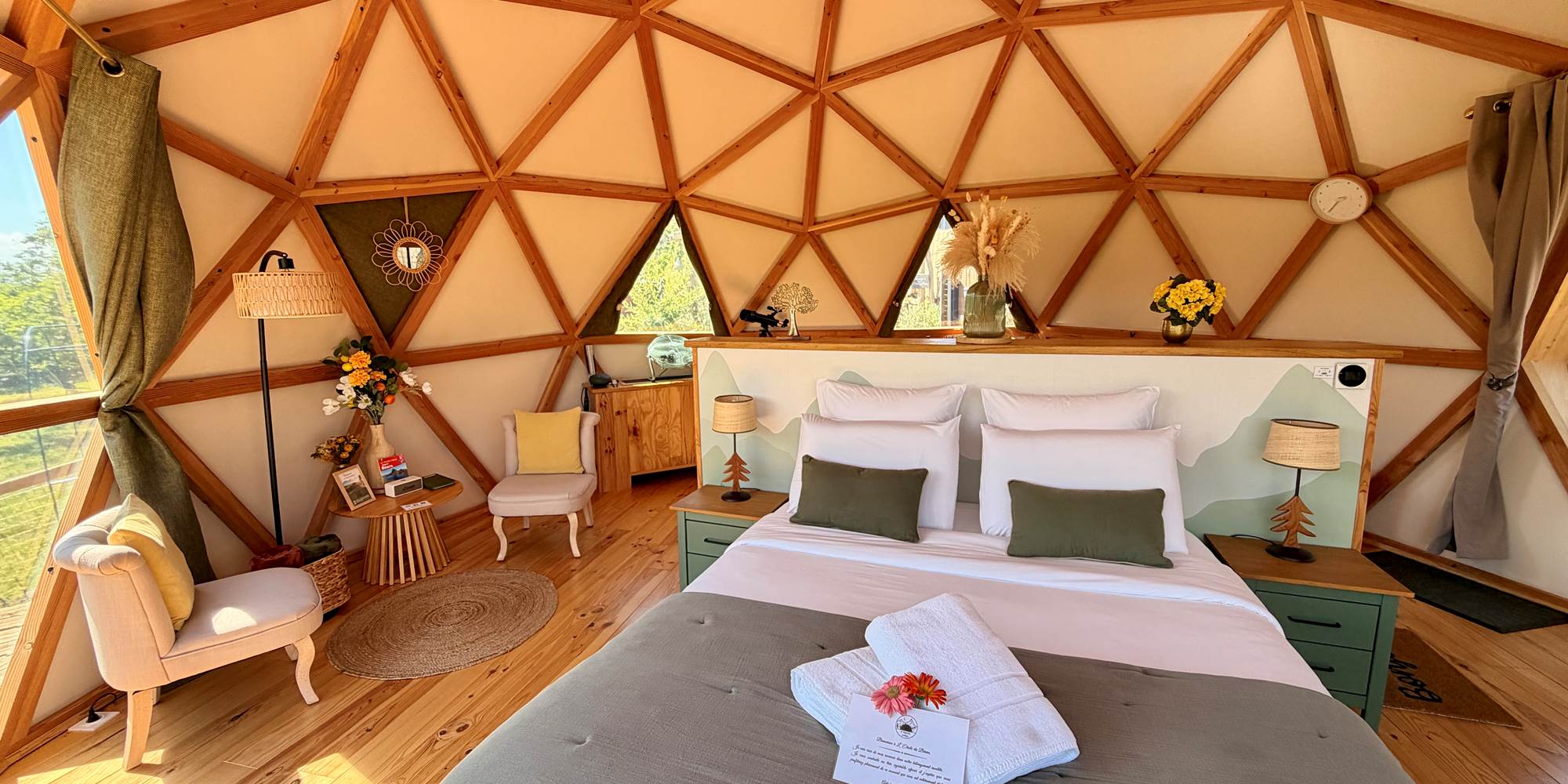 Structure en bois chaleureuse et atypique