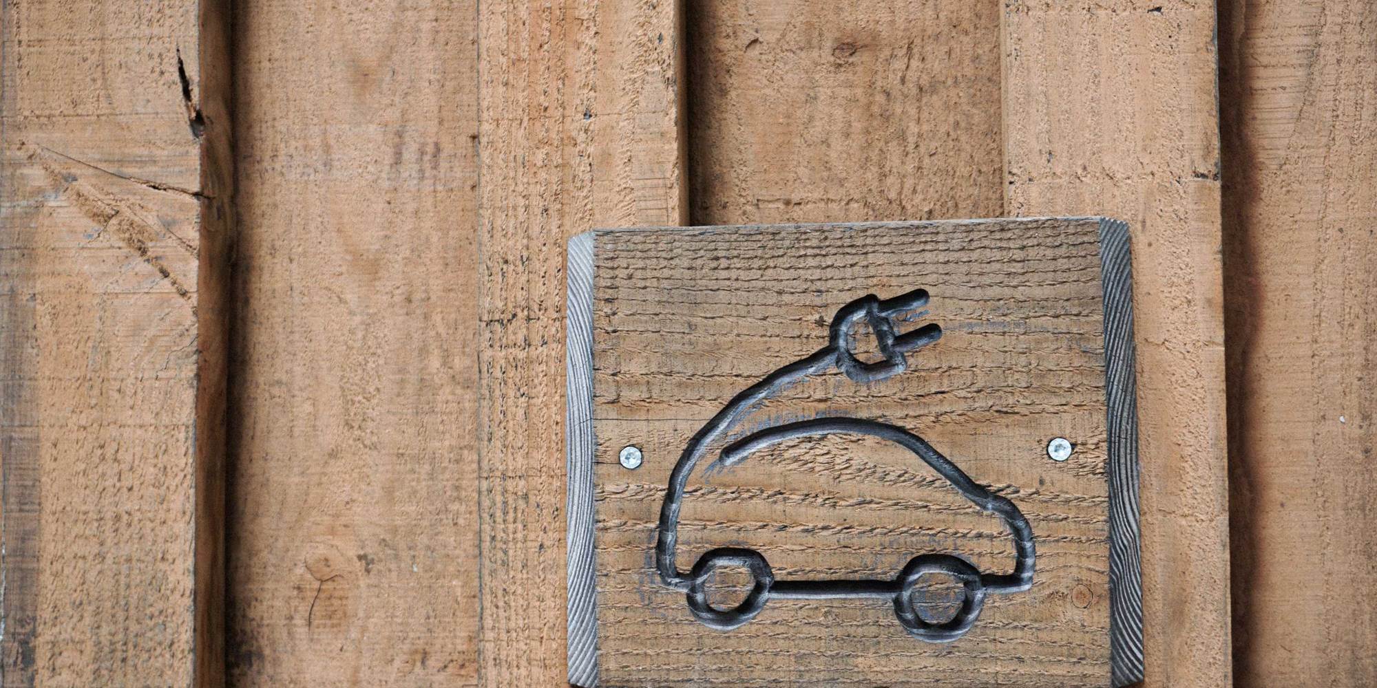 Borne de recharge de l'Ecogite 1000 Pailles