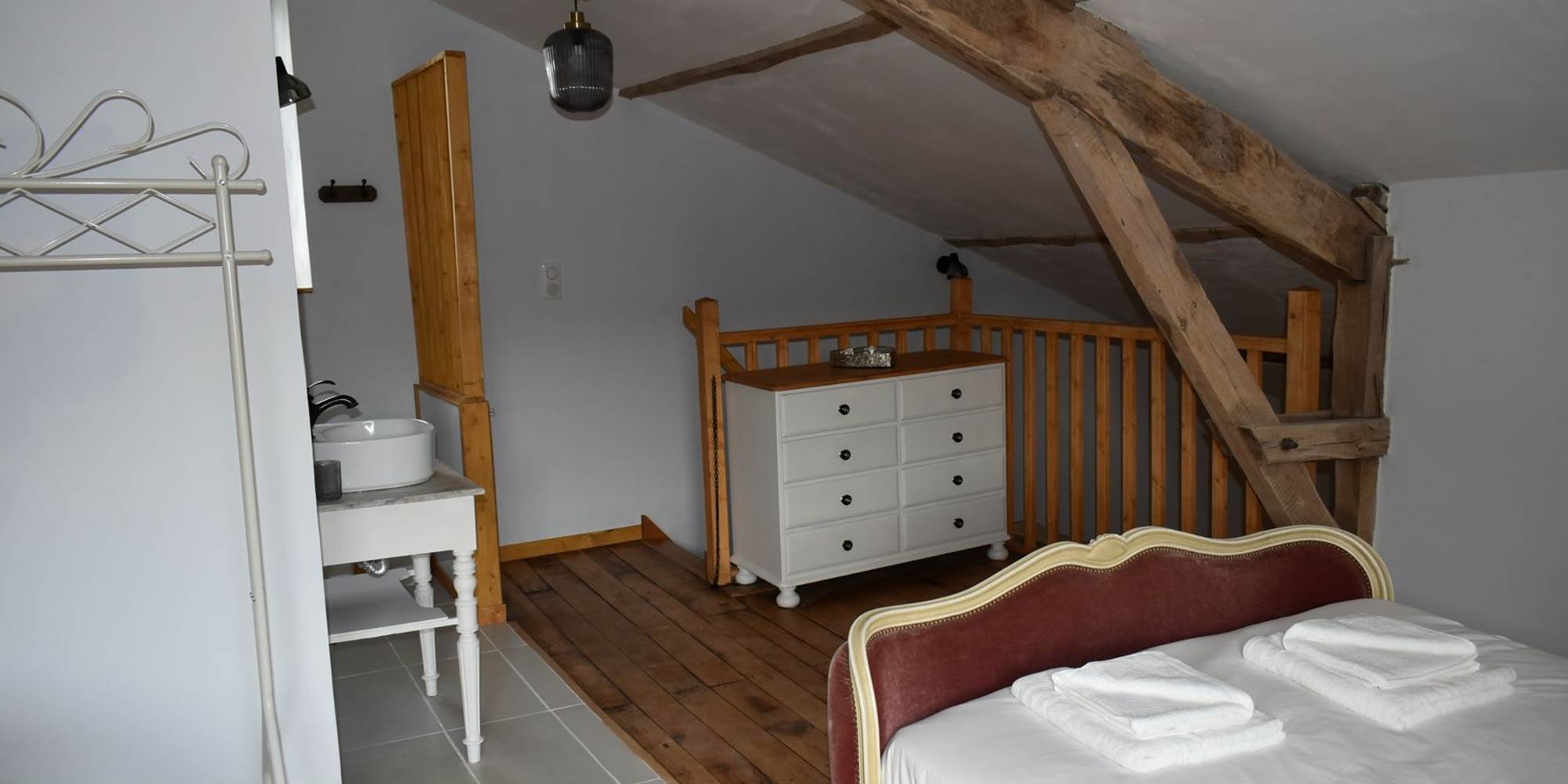 Bed 2 web