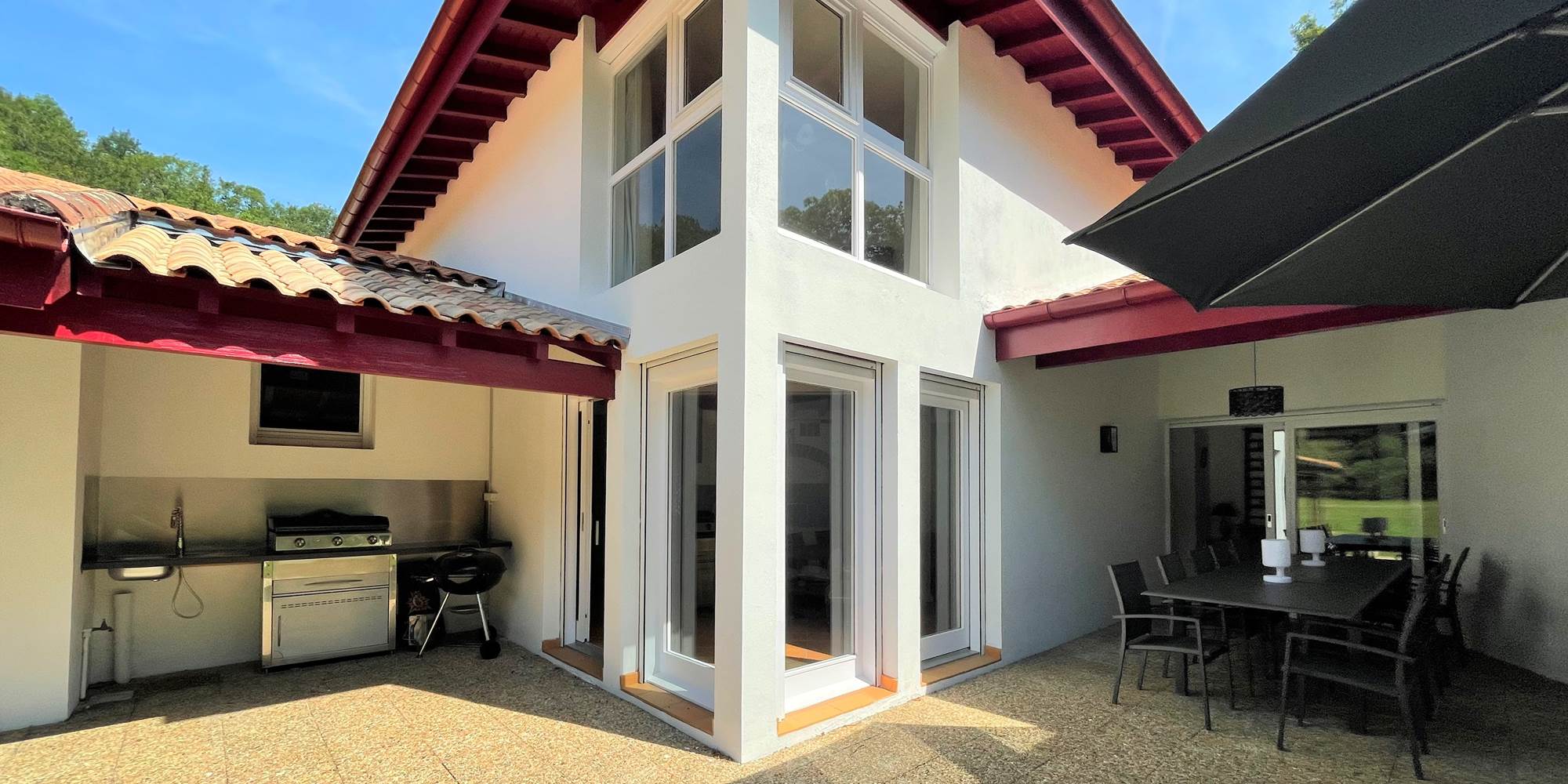 Paulen Pausa Terrasse cuisine ext