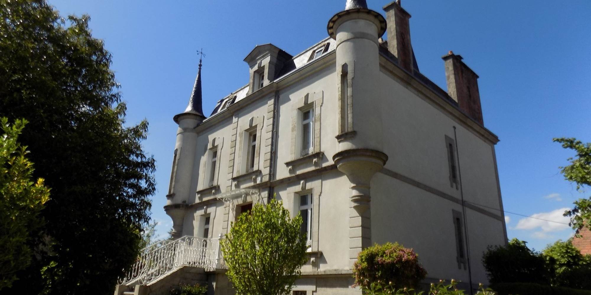 La Demeure de Louis, manoir élégant et sobre