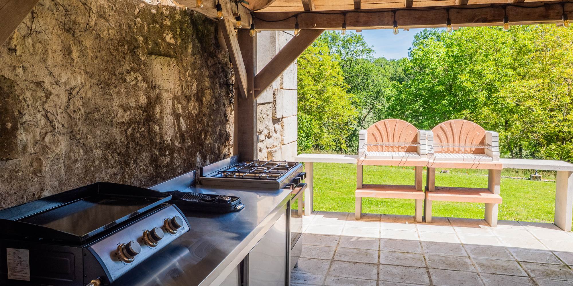 Outside kitchen 2