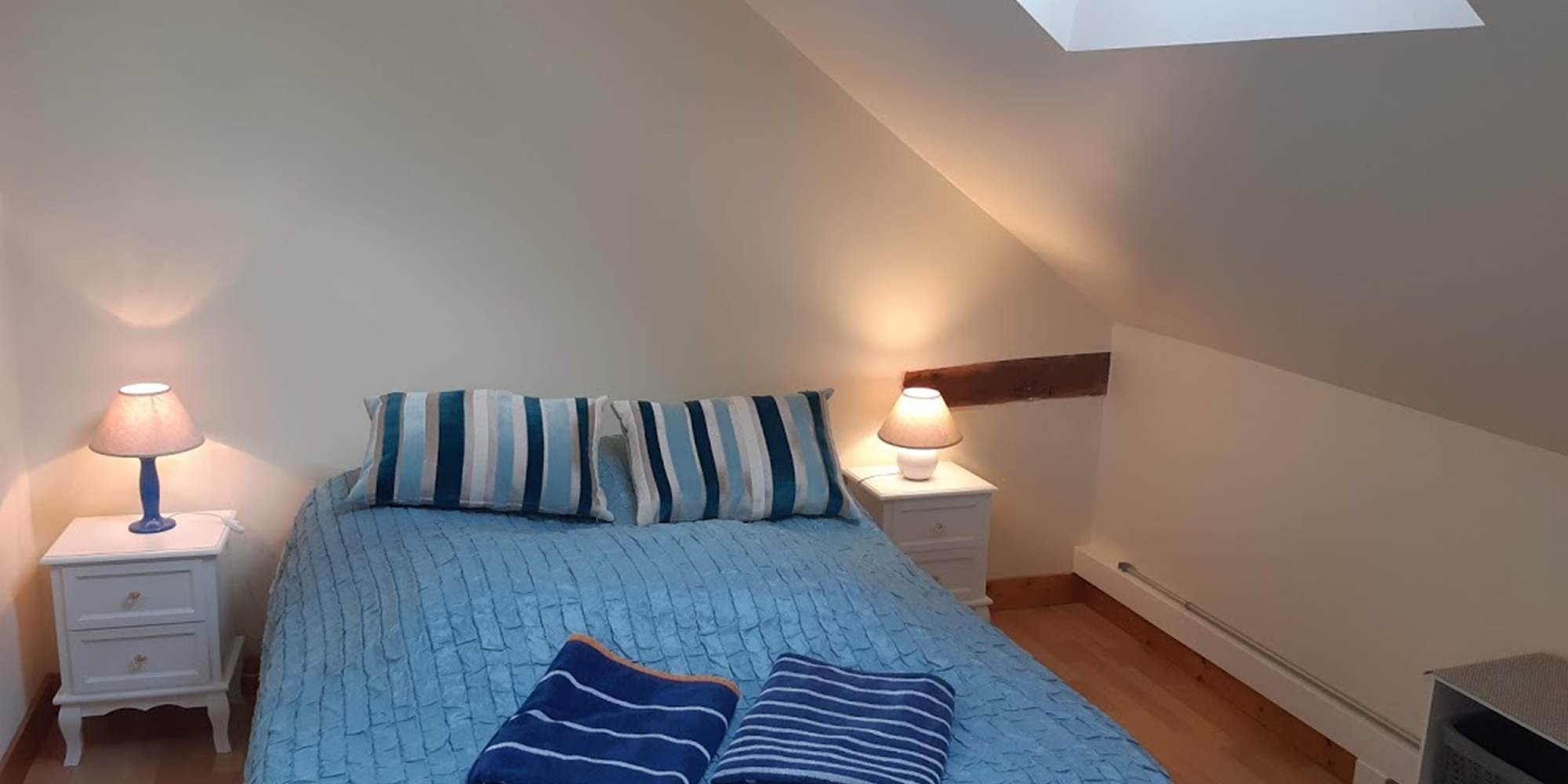 CHAMBRE DOUBLE GITE DES ROSIERS