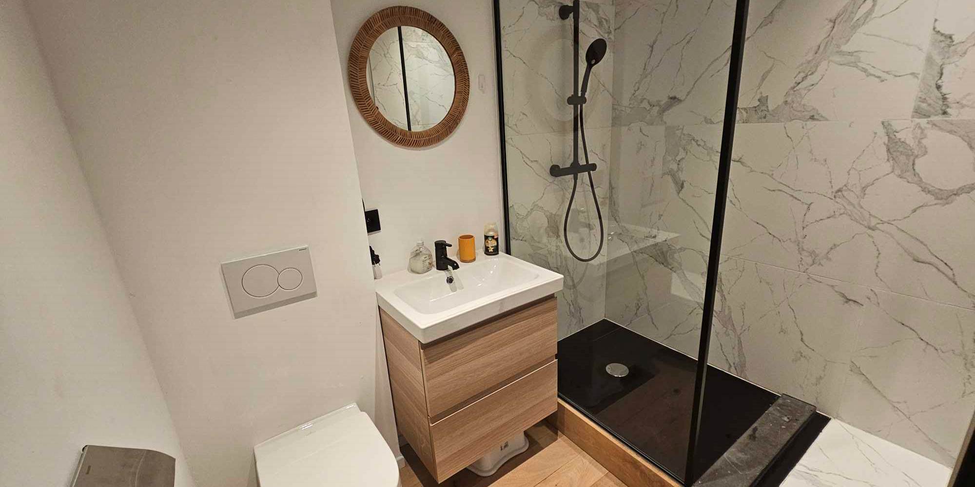 L'ESCAPADE-DE-SAINT-HUBERT-Douche-presta