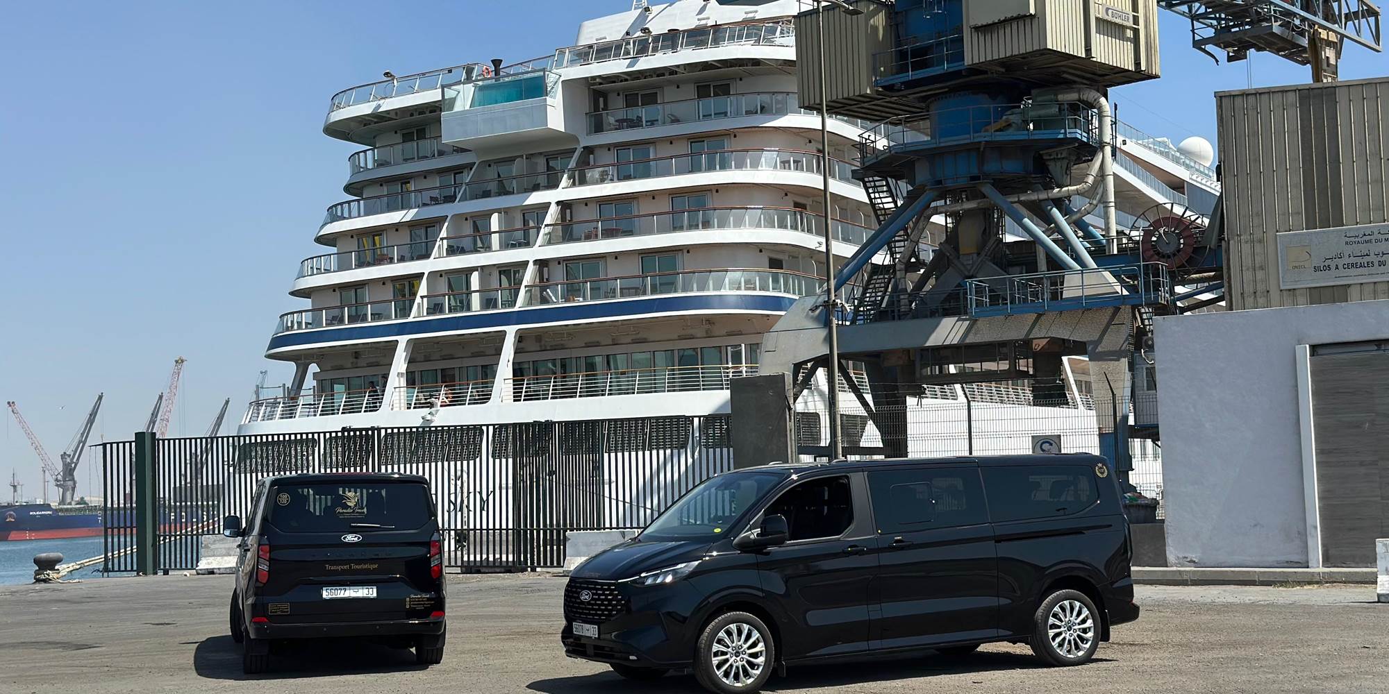 Paradise Travels Transport (2)