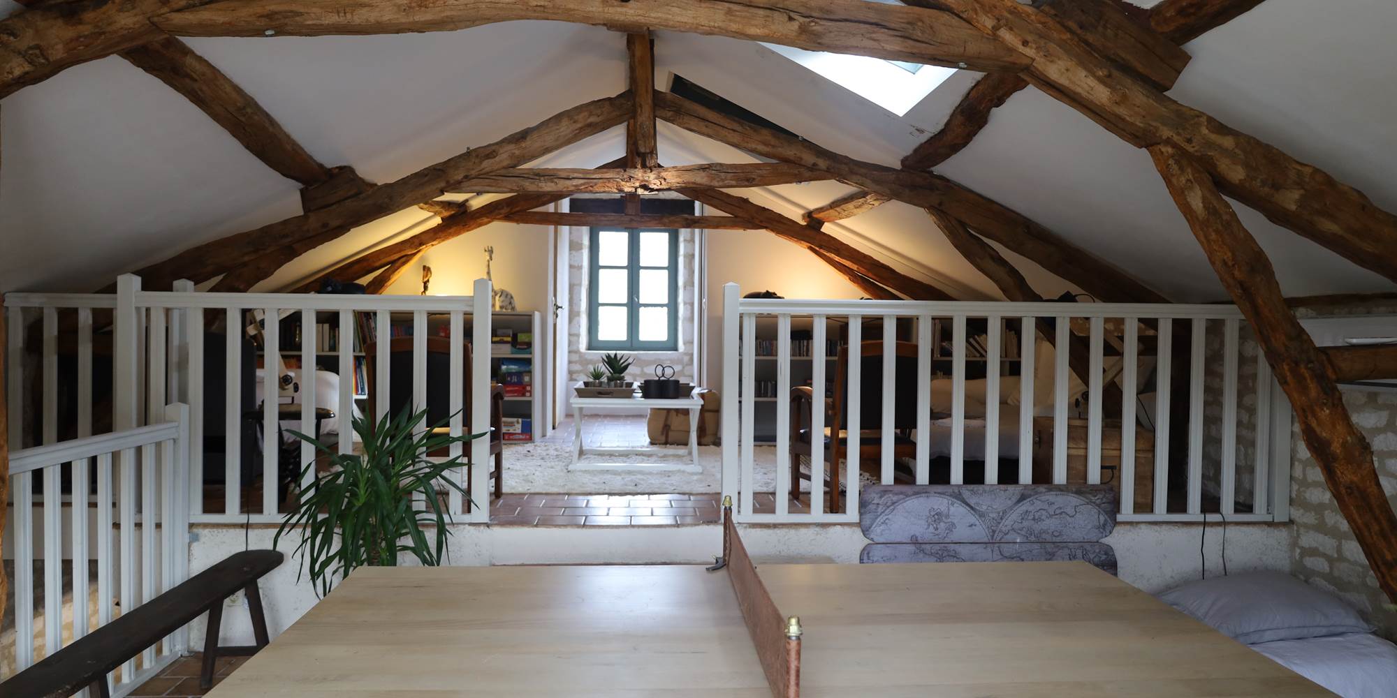 Espace bibliothèque dortoir