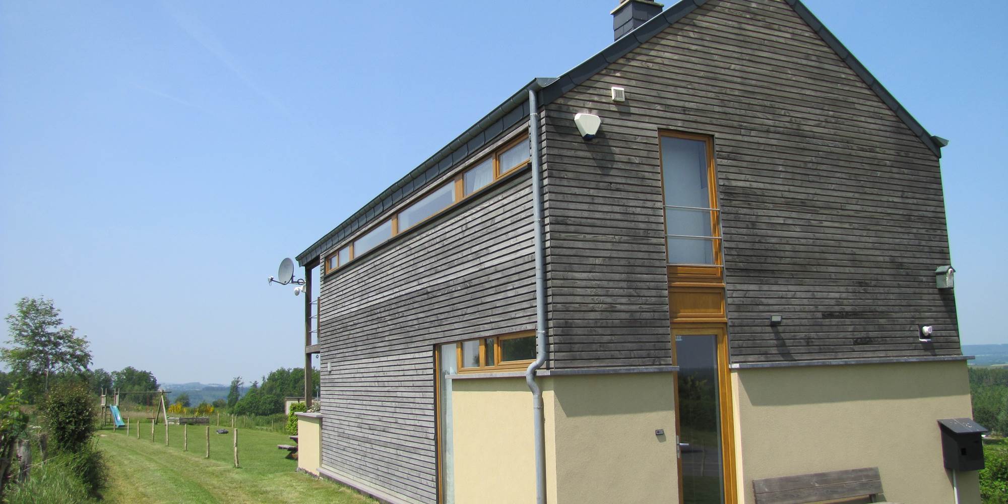 Maison façade côté gauche-presta