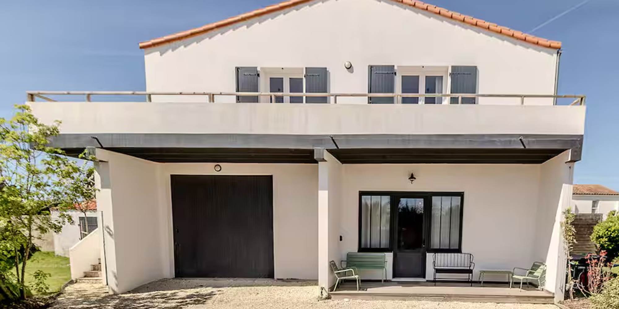 fbfbde22-f131-4792-a420-00fa25331a81