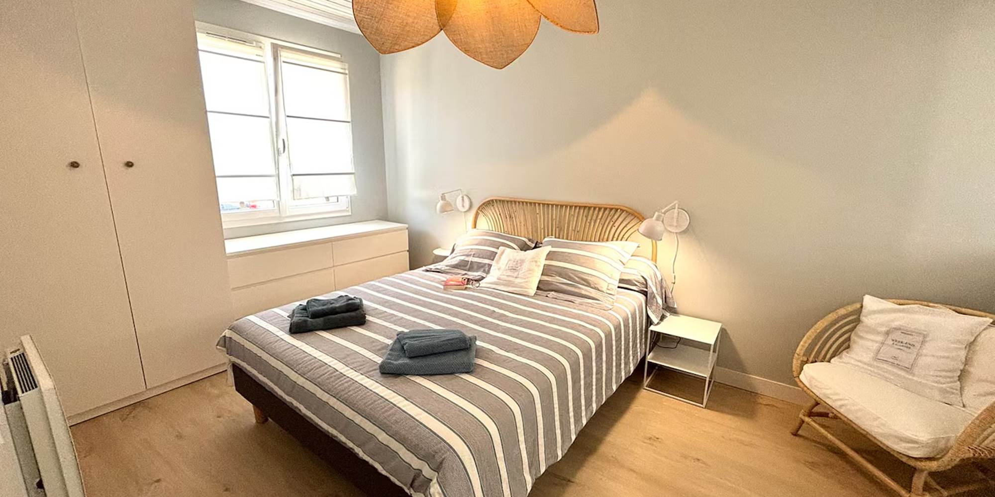 Maison Tantôt - suite parentale, lit double, salle de bain, wc, dressing