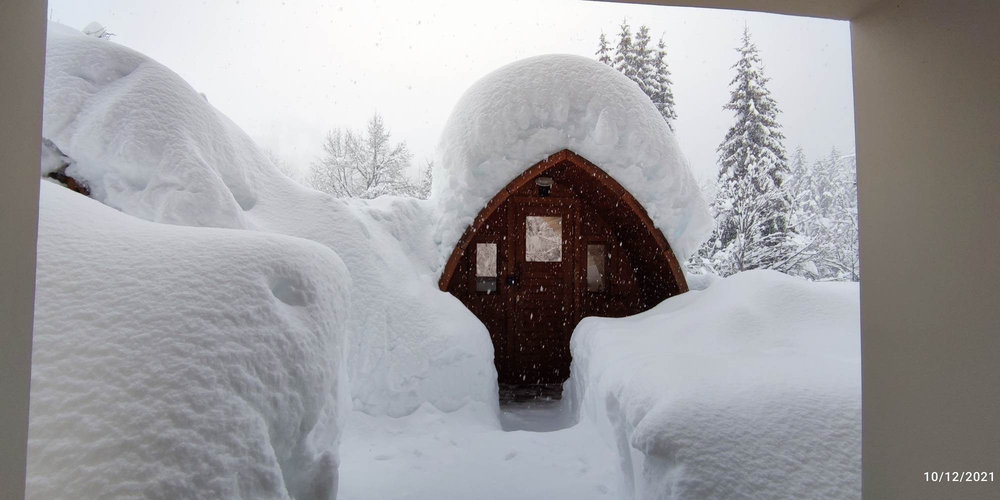 Le sauna sous la neige