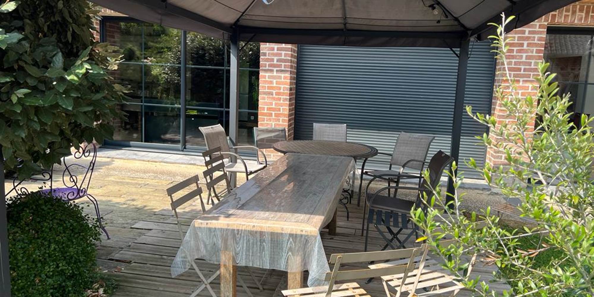 La tonnelle pour les repas