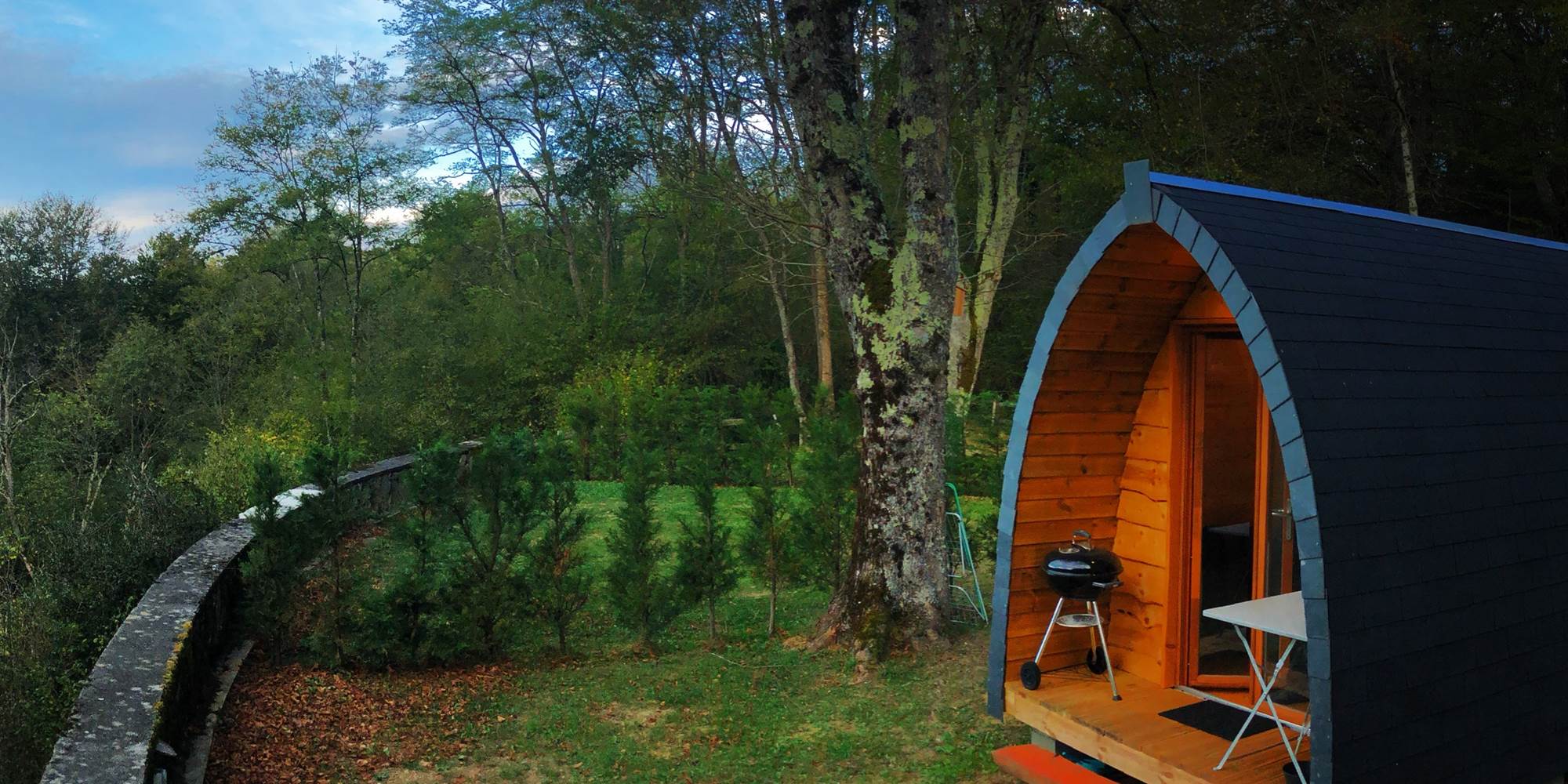 camping pod vue pyrenees - carée