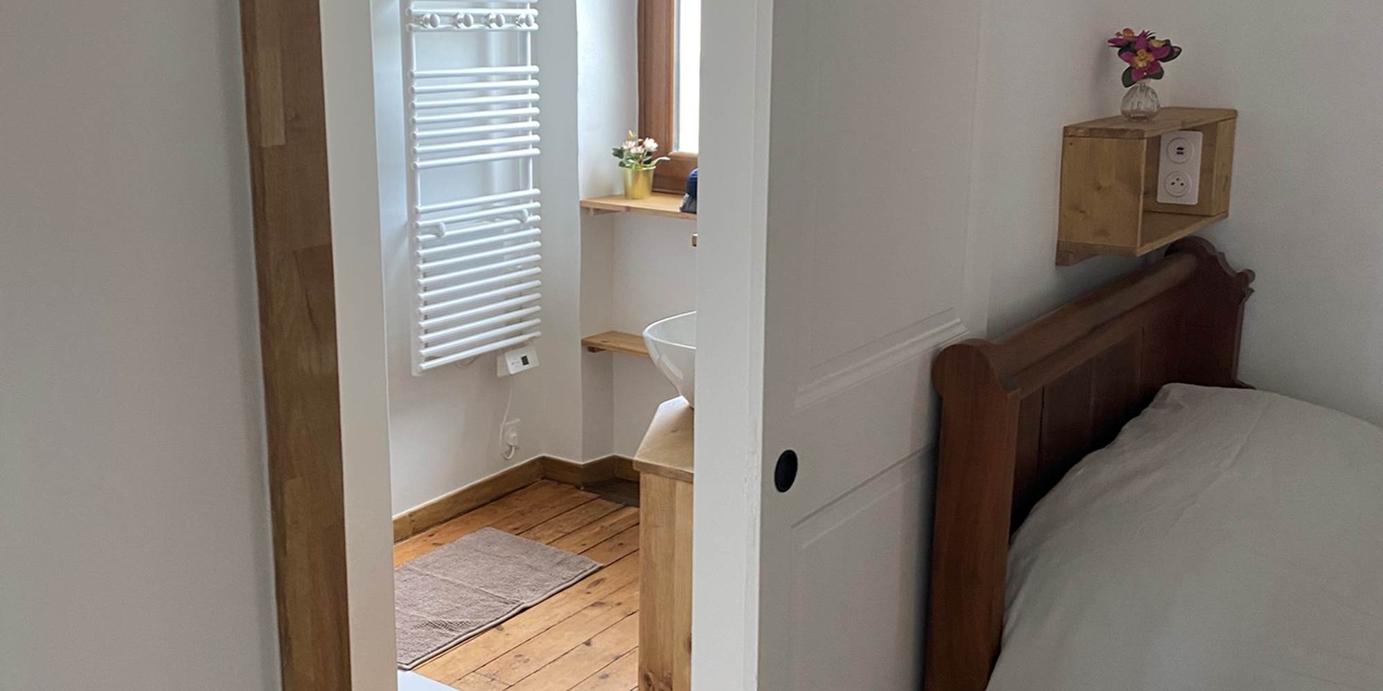 Photo de la Chambre Suisse - Chambres d'hôtes La Grange Richard à Dinsac