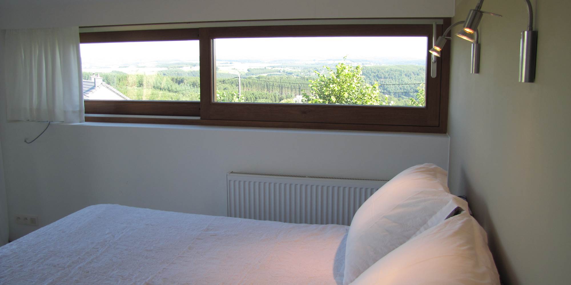 Chambre 1 avec lit double et balcon (photo 2)-presta