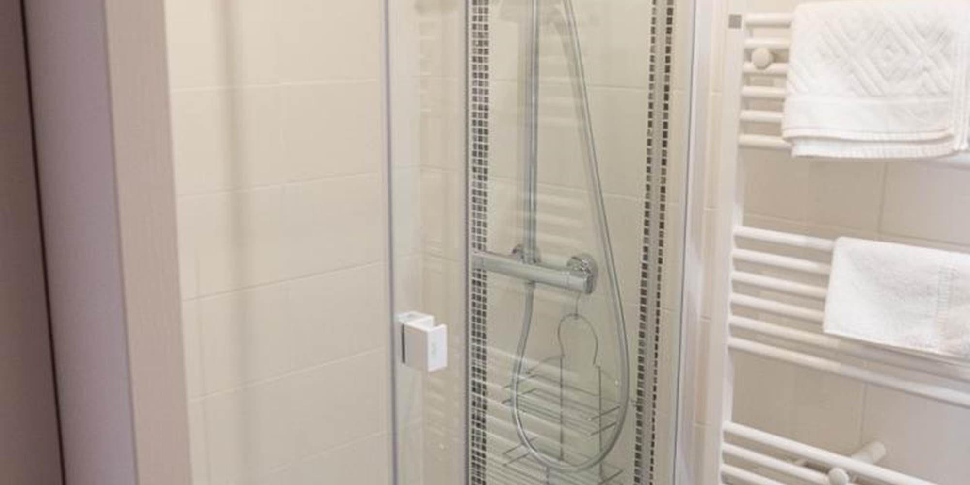 le-chant-des-sources-gite-1-douche-v1t