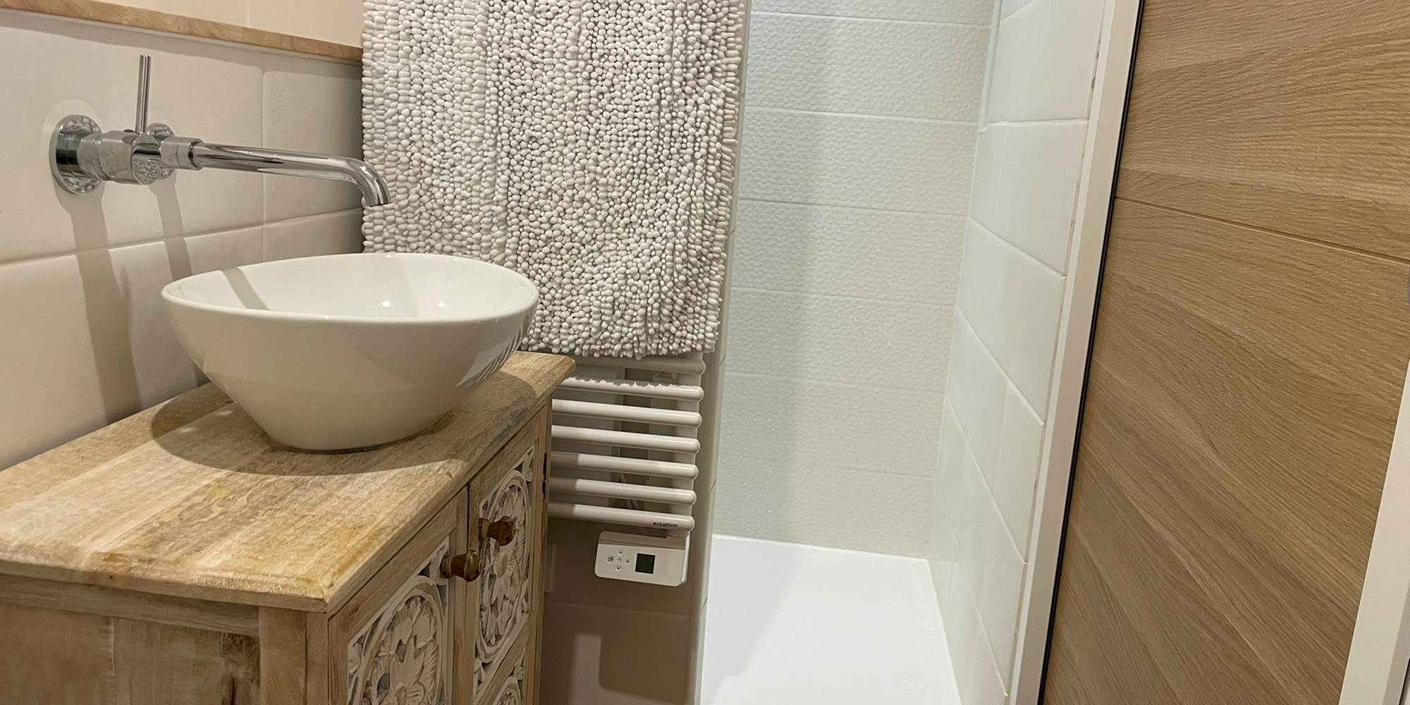 Photo de la salle de bain de la Chambre Ile de Ré - Chambres d'hôtes La Grange Richard à Dinsac