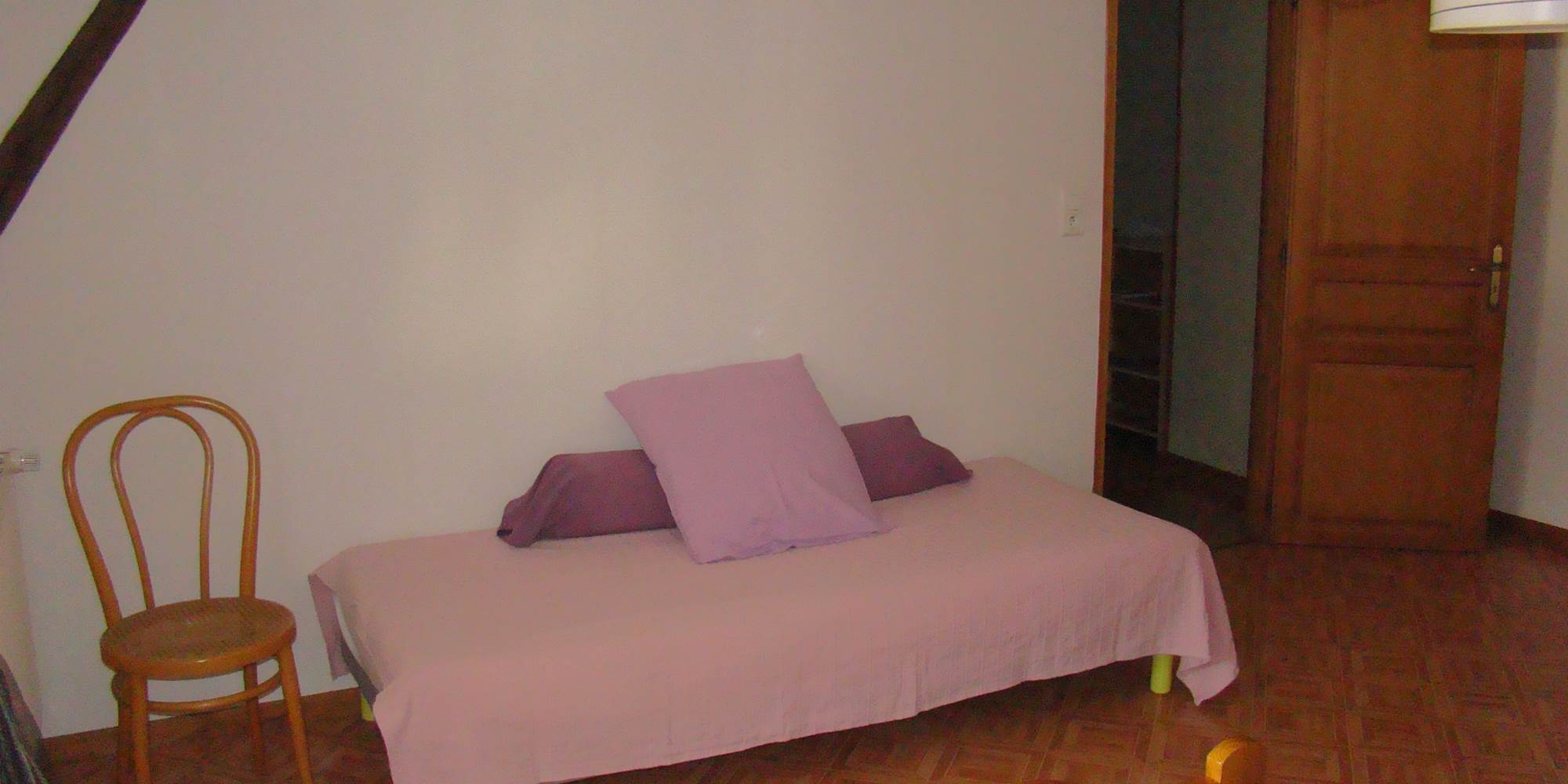 LA-SENTE-DES-VIGNES-LE-GITE-Chambre-1