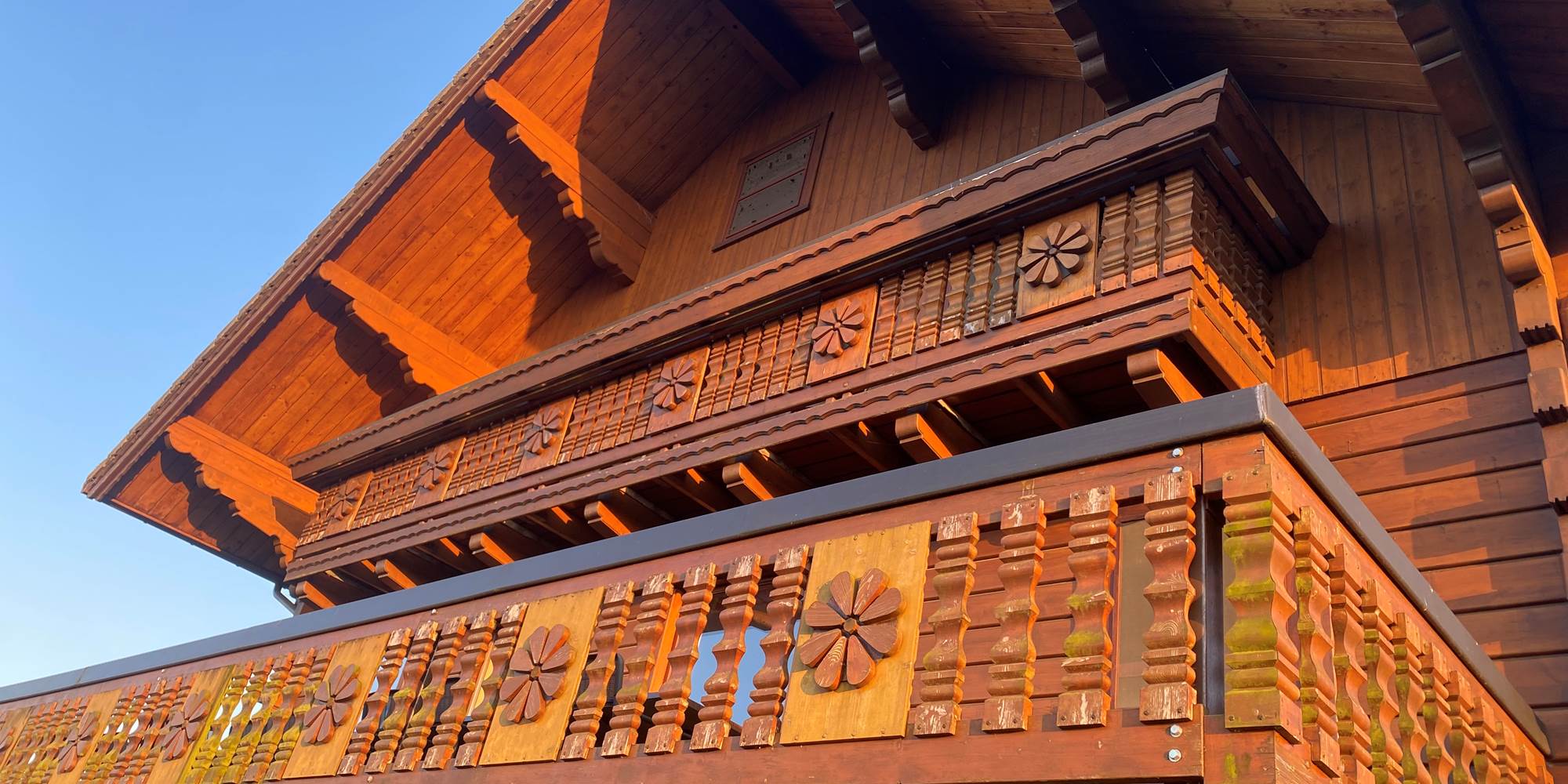 Le Chalet Suisse