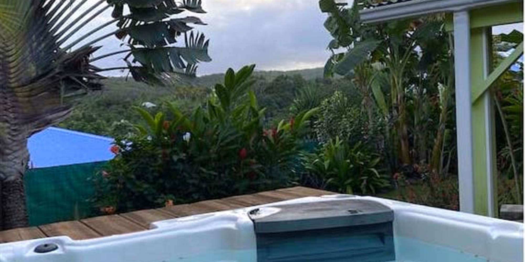 Bain à remous à température ambiante