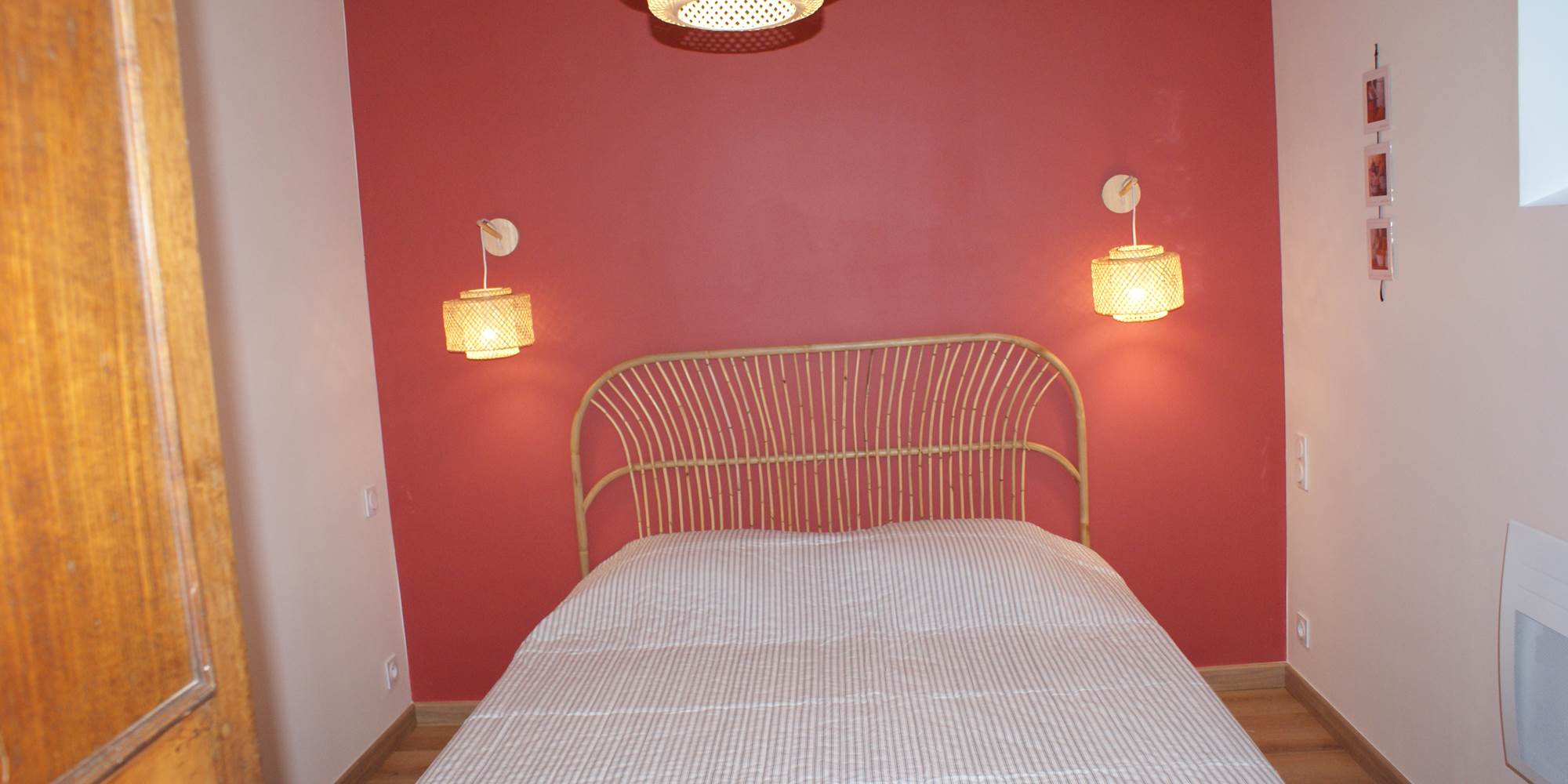 CHAMBRE ETAGE LIT DE 160