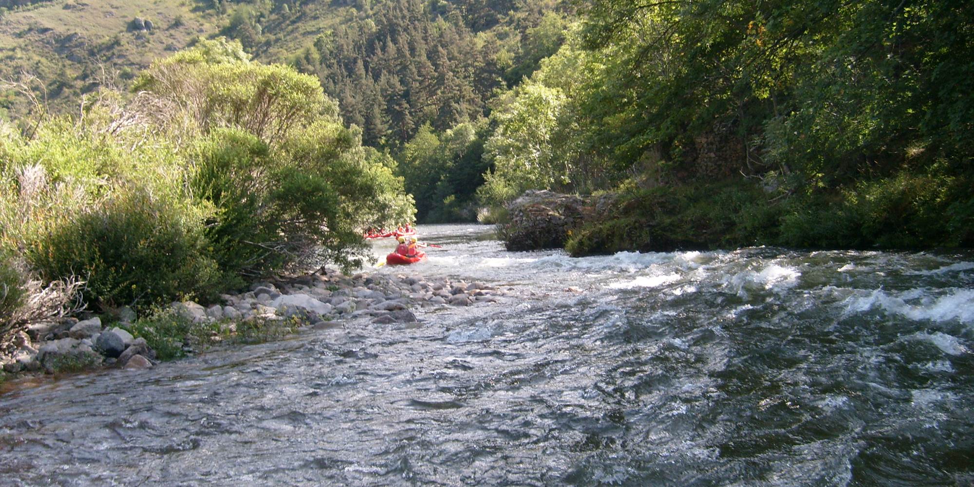 Canoë kayak dans les gorges de l'Allier
