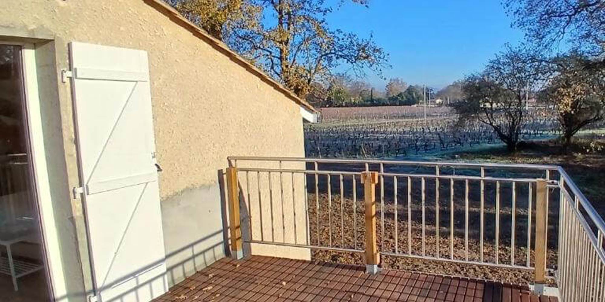 Terrasse - Grande Chambre Double Côté Vigne