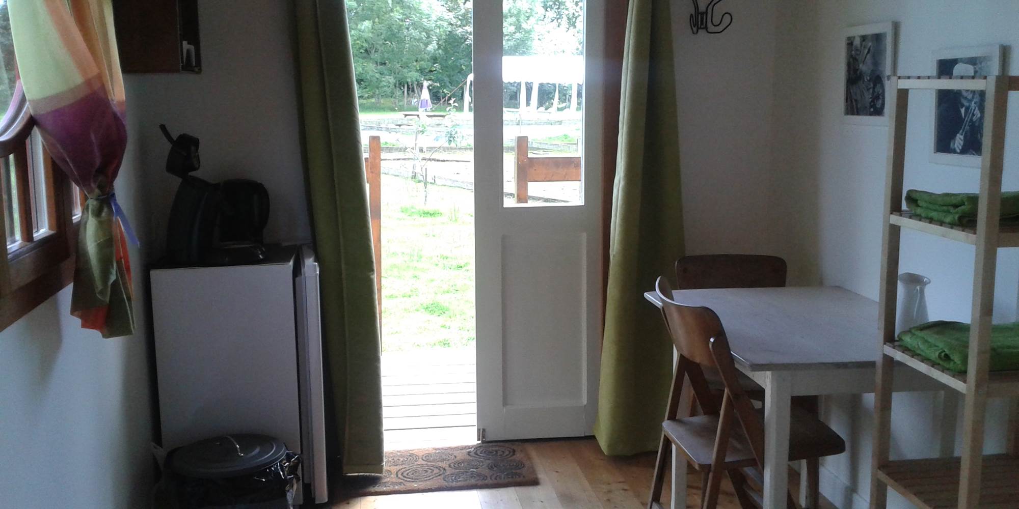 la roulotte "nature et bois" vue de l'interieur
