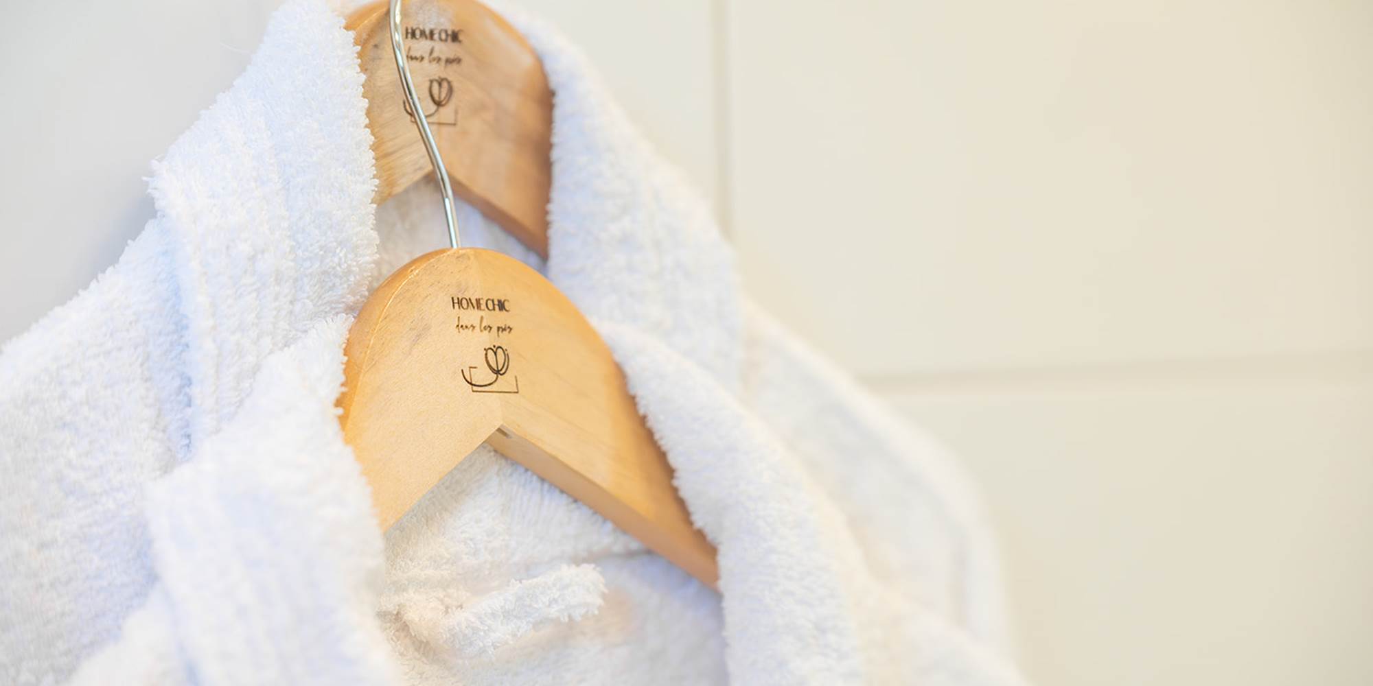 Linge de toilette et drap de bain fournis