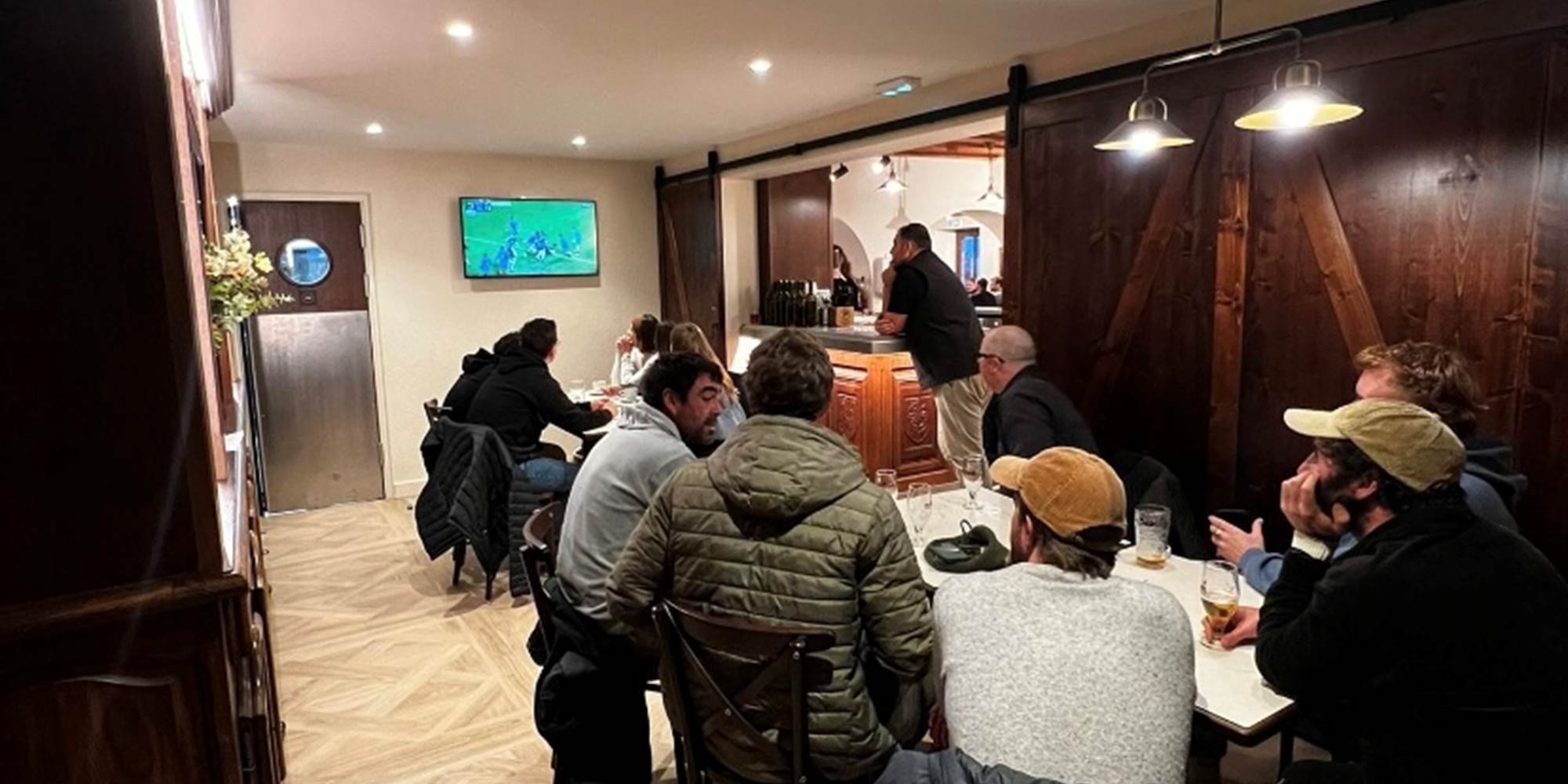 Salle du Bar & Comptoir