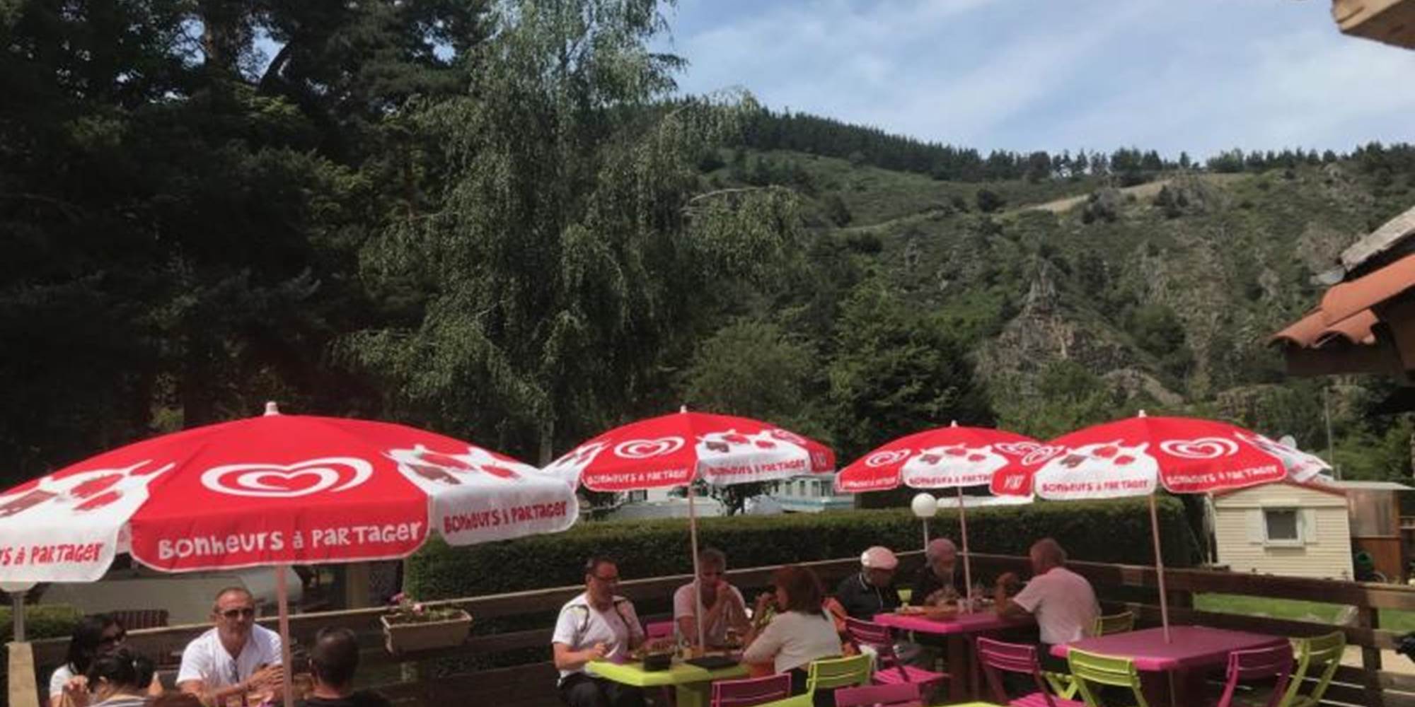 Terrasse côté camping