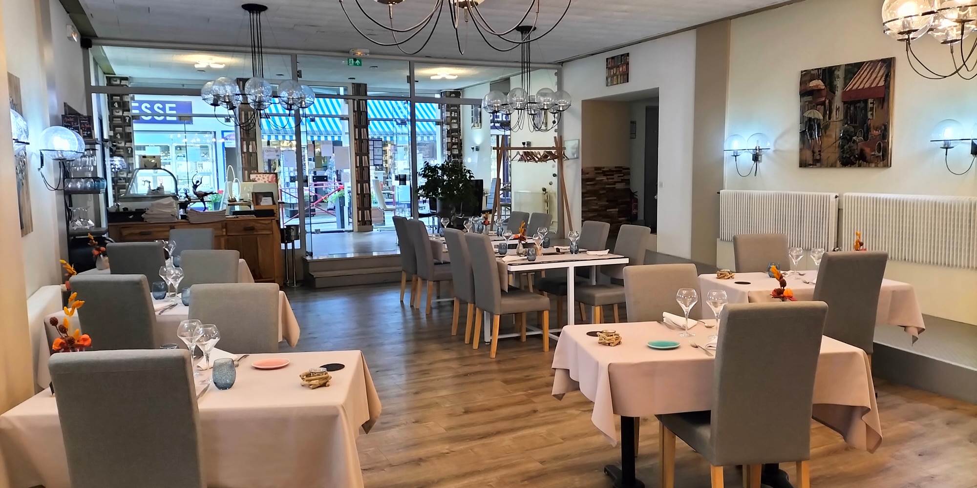 restaurant