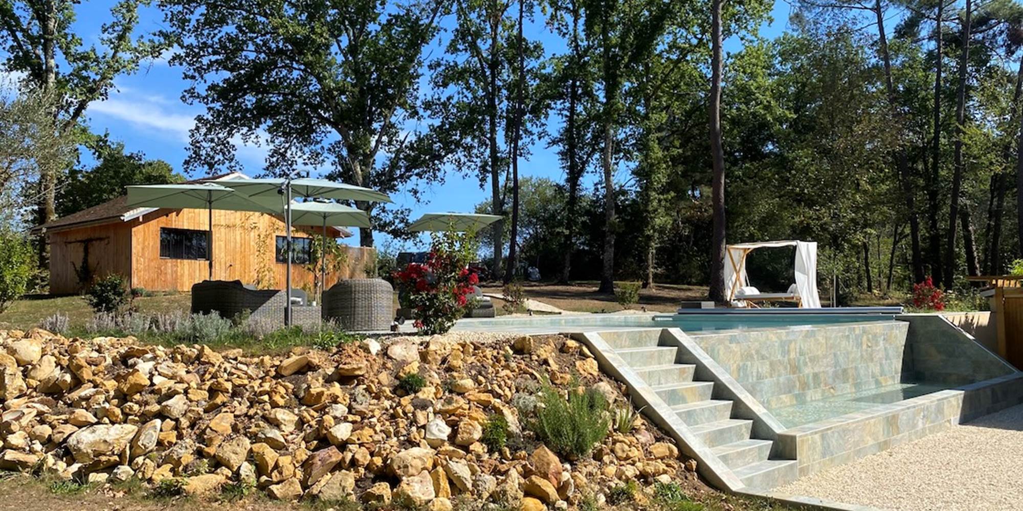 Piscine chauffée à débordement