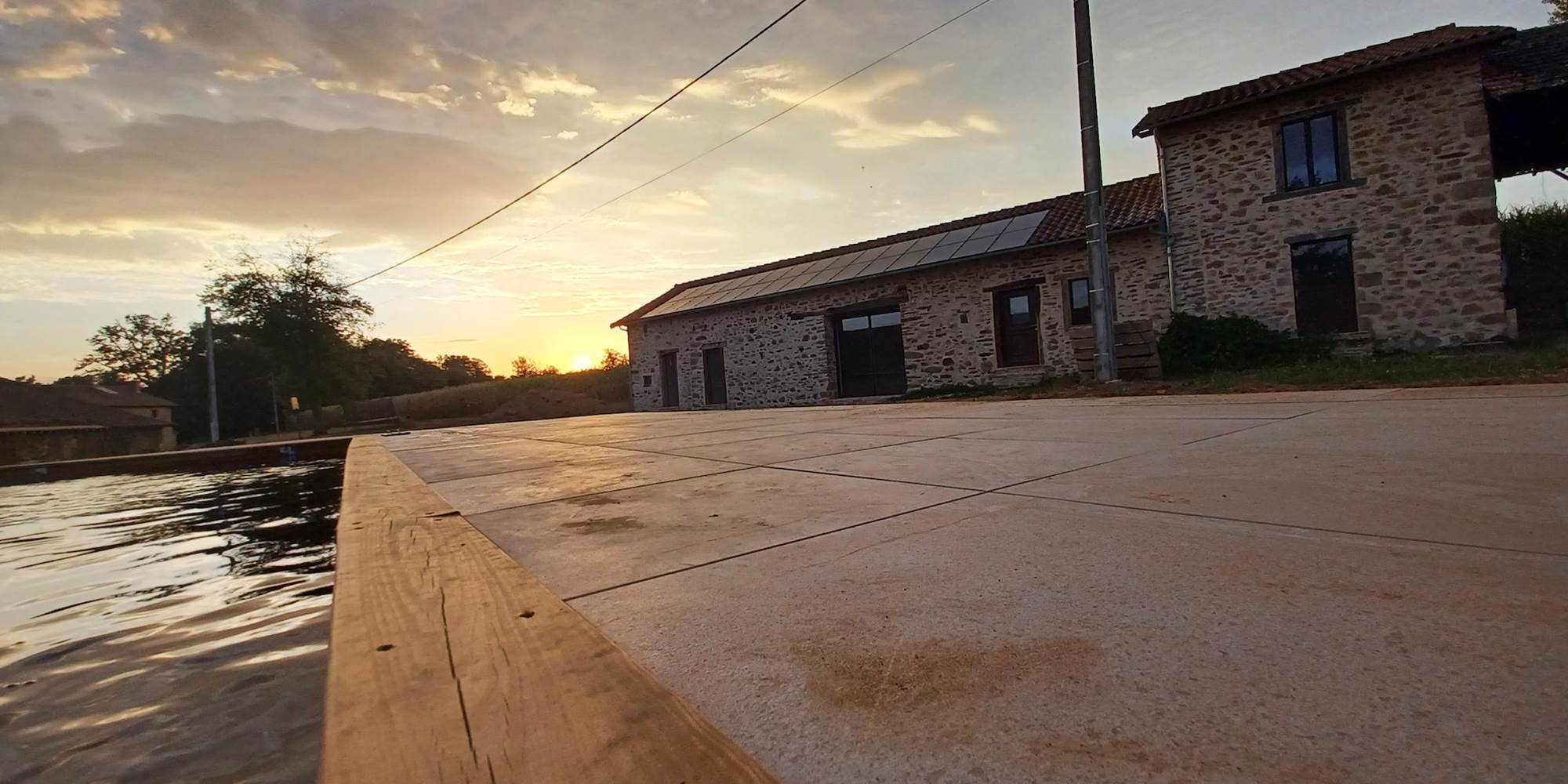 La Maijou d'Aômés, gîte avec piscine en Limousin