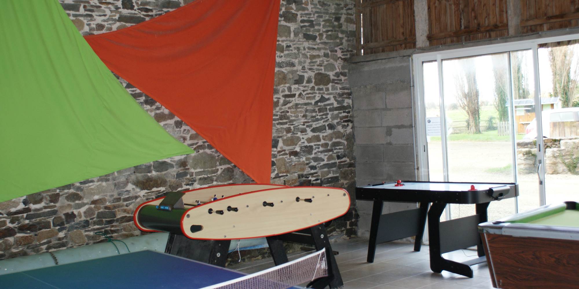 SALLE DE JEUX