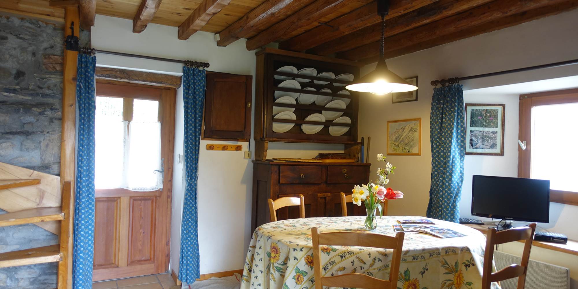 Coin salle à manger.