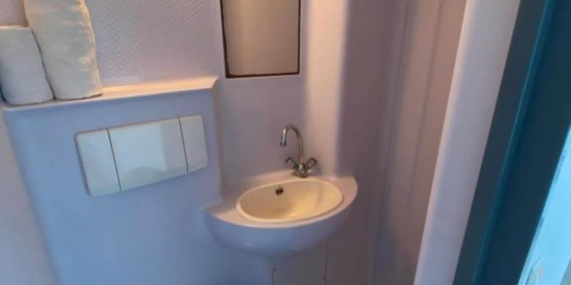 petite salle de douche