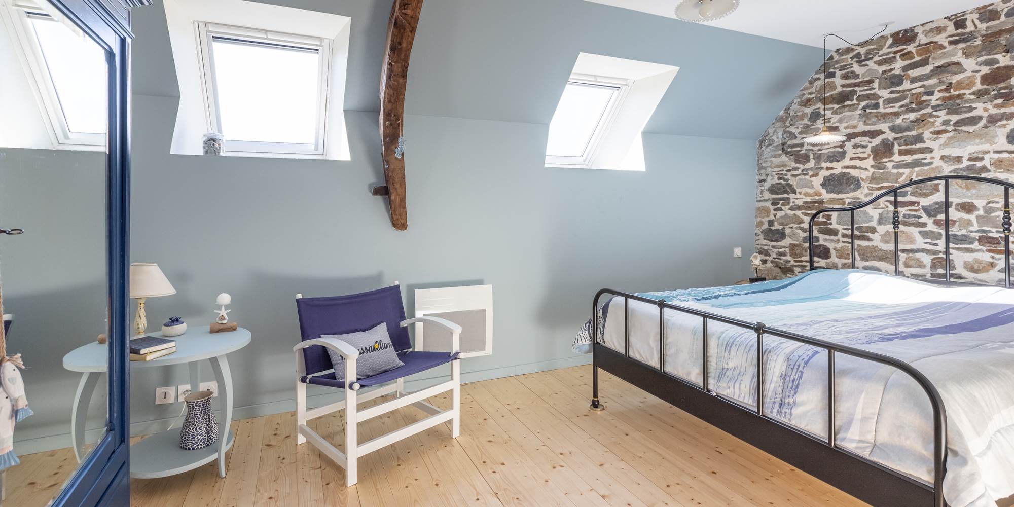 CHAMBRE ETAGE LIT DE 160