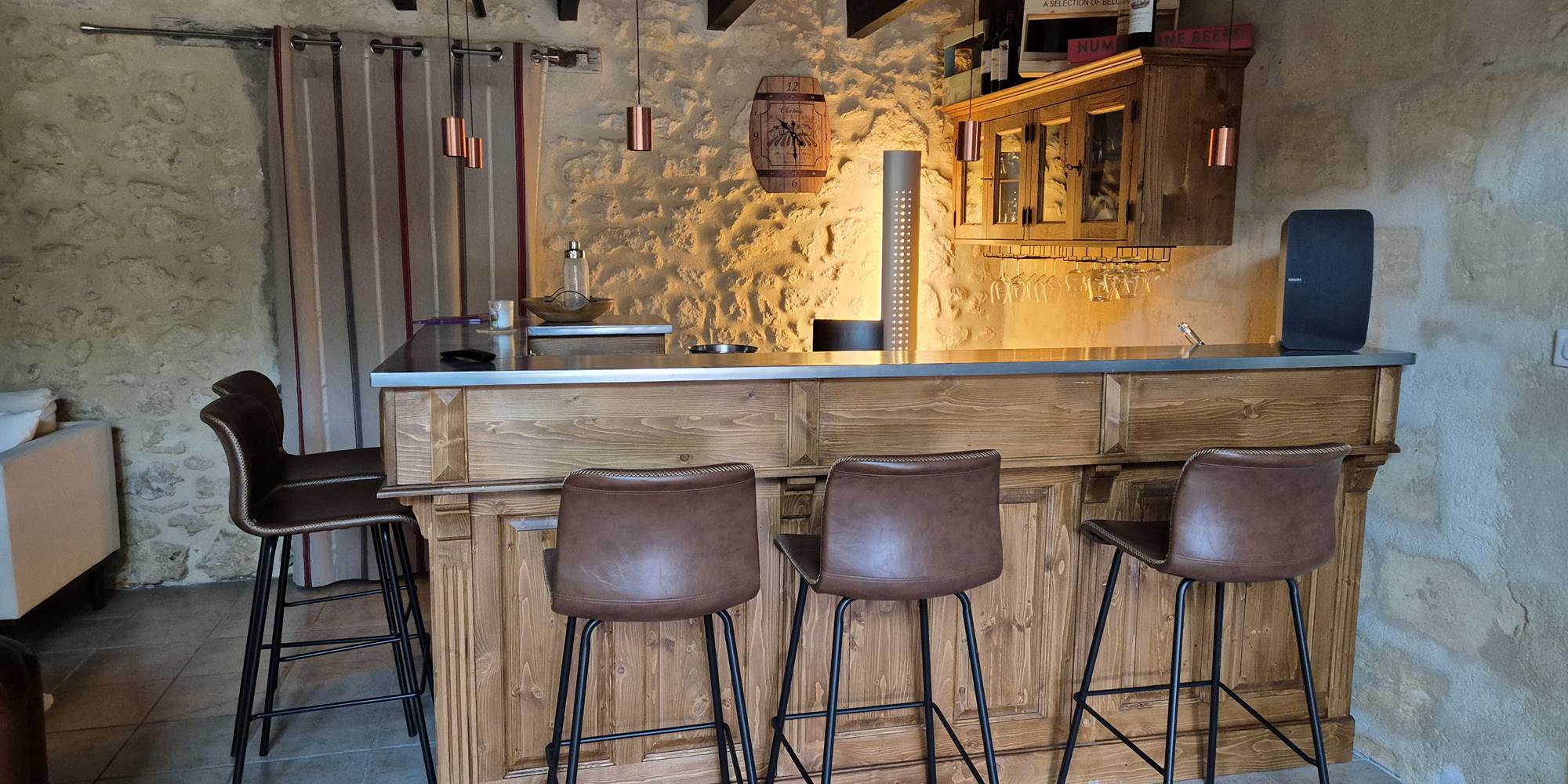 Le Bar