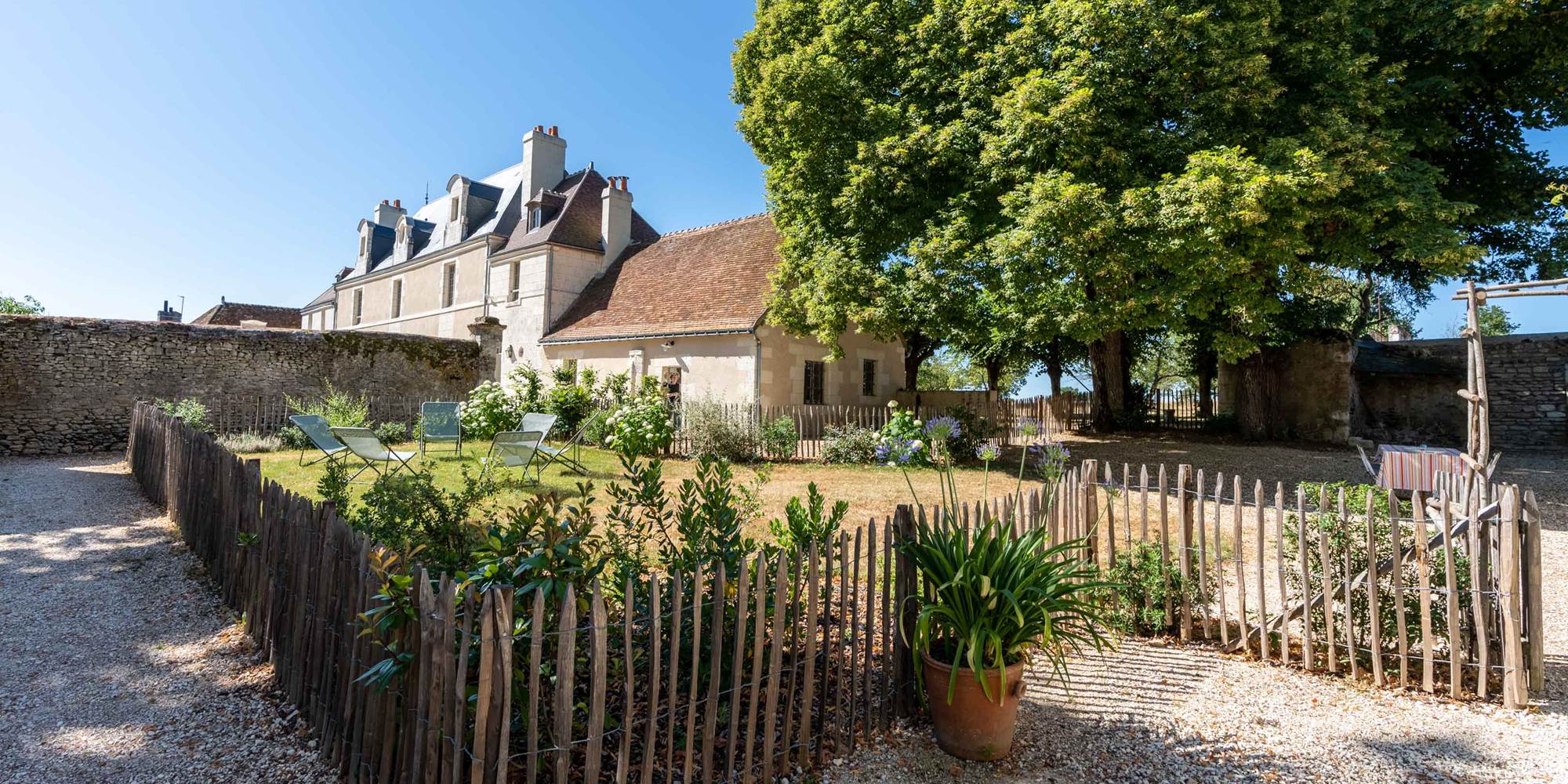 2025-06-28 Le Puits Renaissance-37