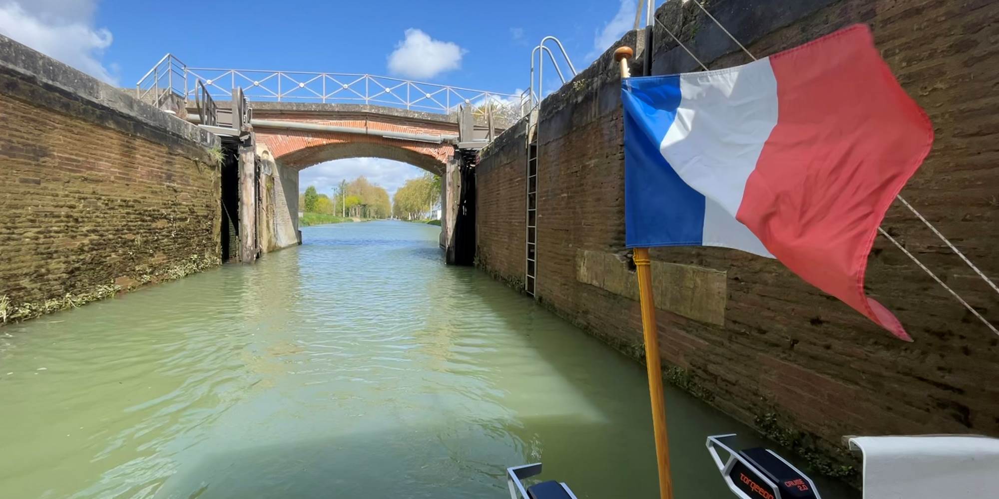 7D4B180E-B582-4A25-8EC5-4DA6C054E406