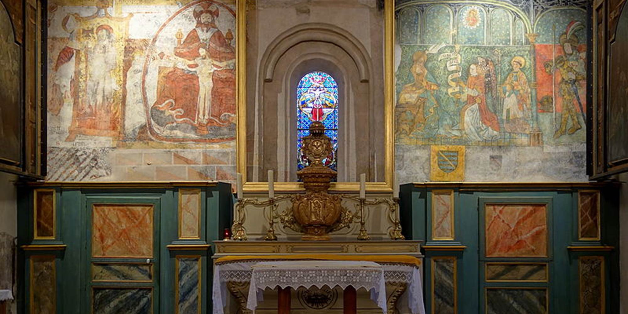 Magnifique Retable dans l'Eglise St-Pardoux (XVème siècle), magnifiquement restaurée, et présentant des oeuvres de valeur indéniable.