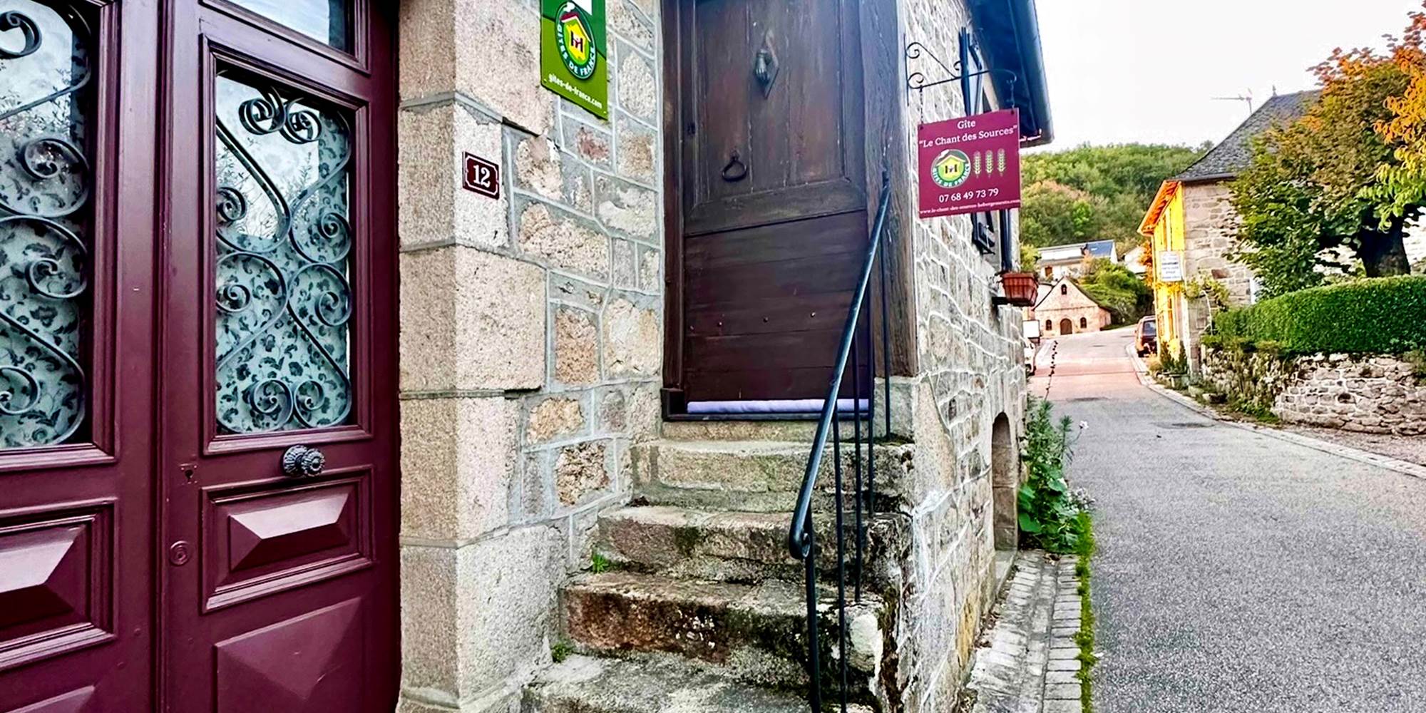 Hébergements "Le Chant des Sources" : Gîtes au calme, au coeur du village pittoresque de Gimel-les-Cascades (19).