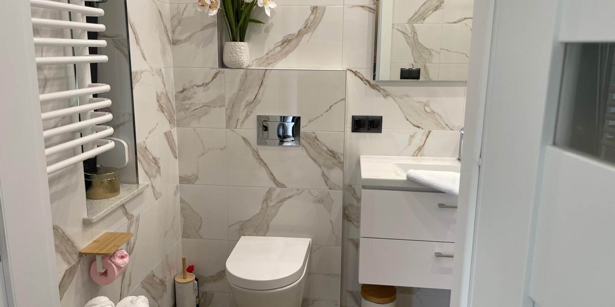 d6fa7022-56c6-4dc9-96db-6ef0308a3b7e