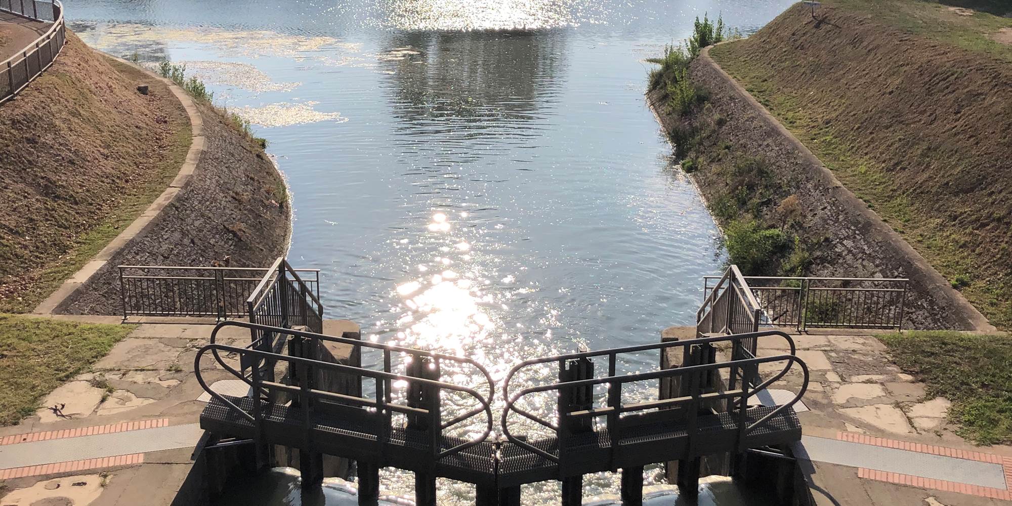 Écluse de descente en Tarn depuis Port Canal Montauban