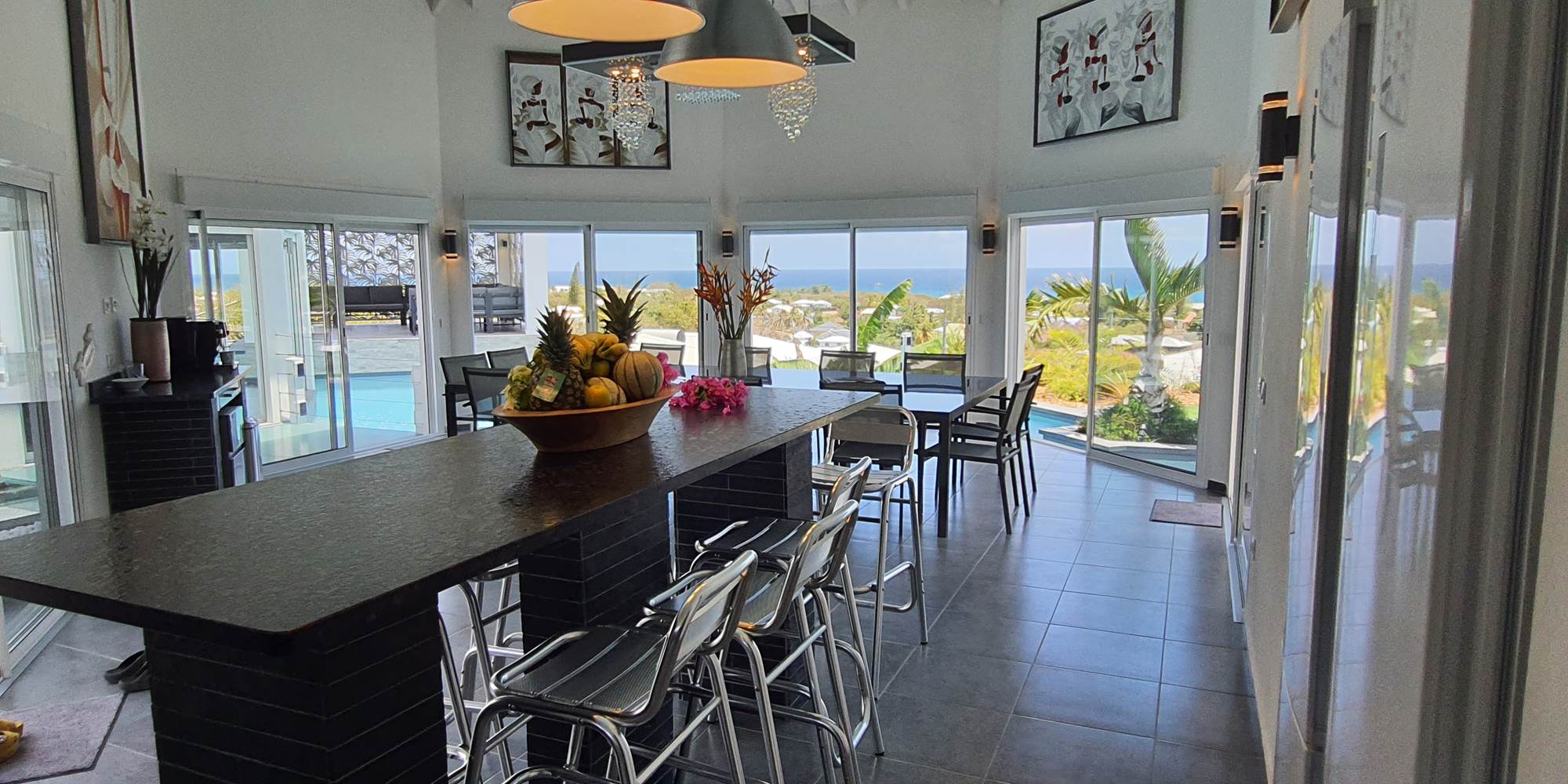 Bar et salle à manger