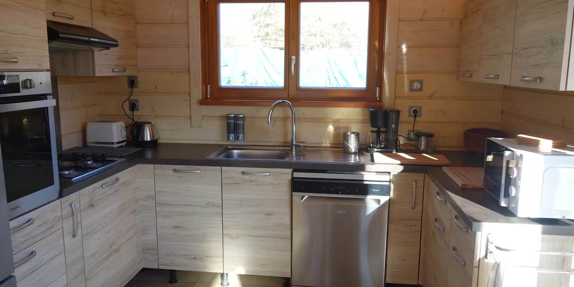 Cuisine tout équipée !